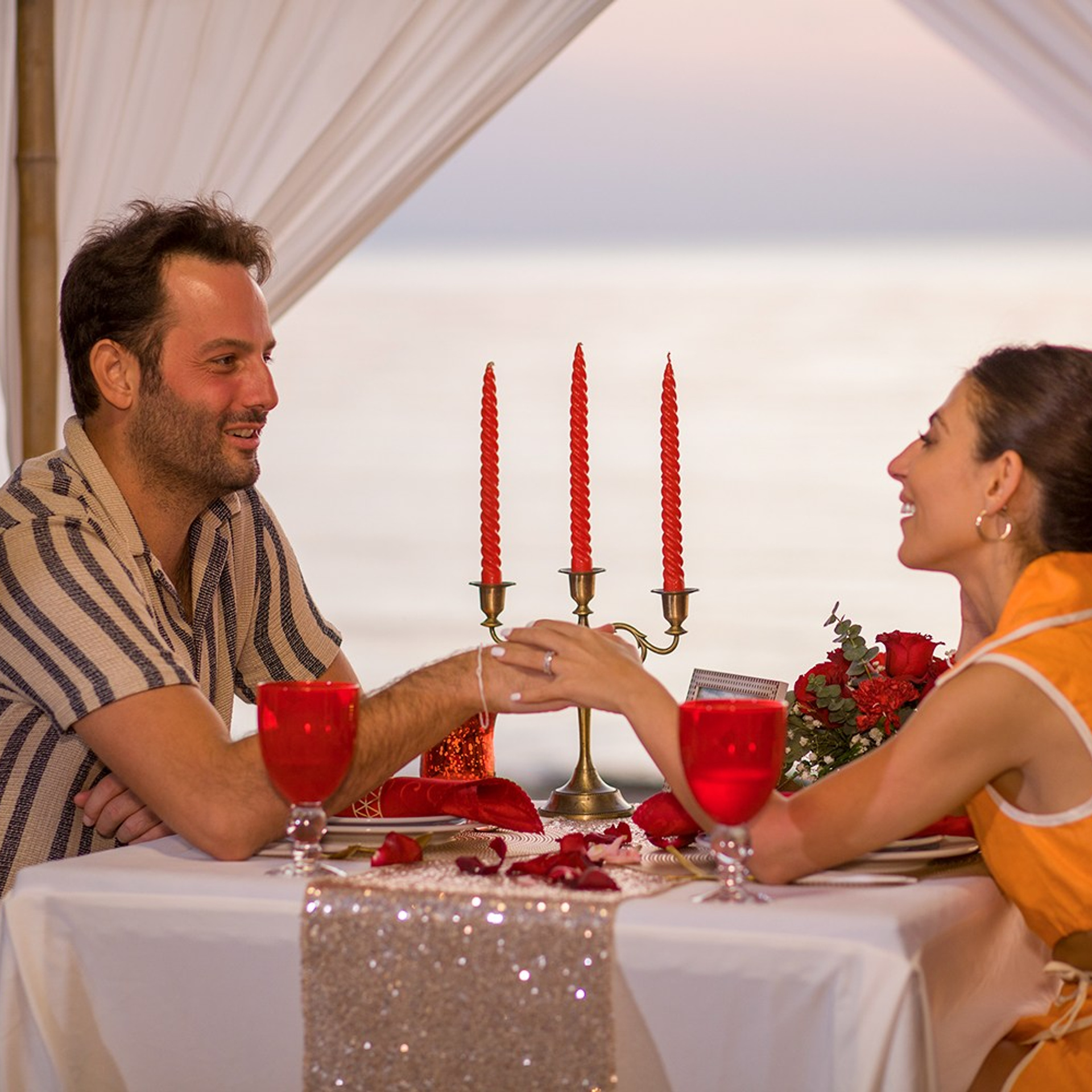 Photo. Romantic proposal on Koh Samui, Thailand