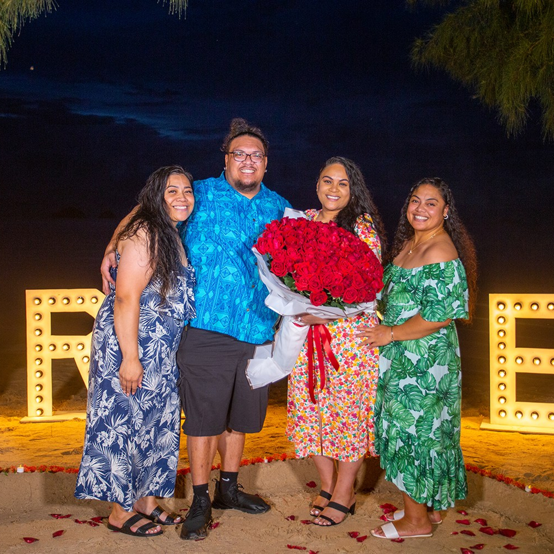 Photo. Romantic proposal on Koh Samui, Thailand