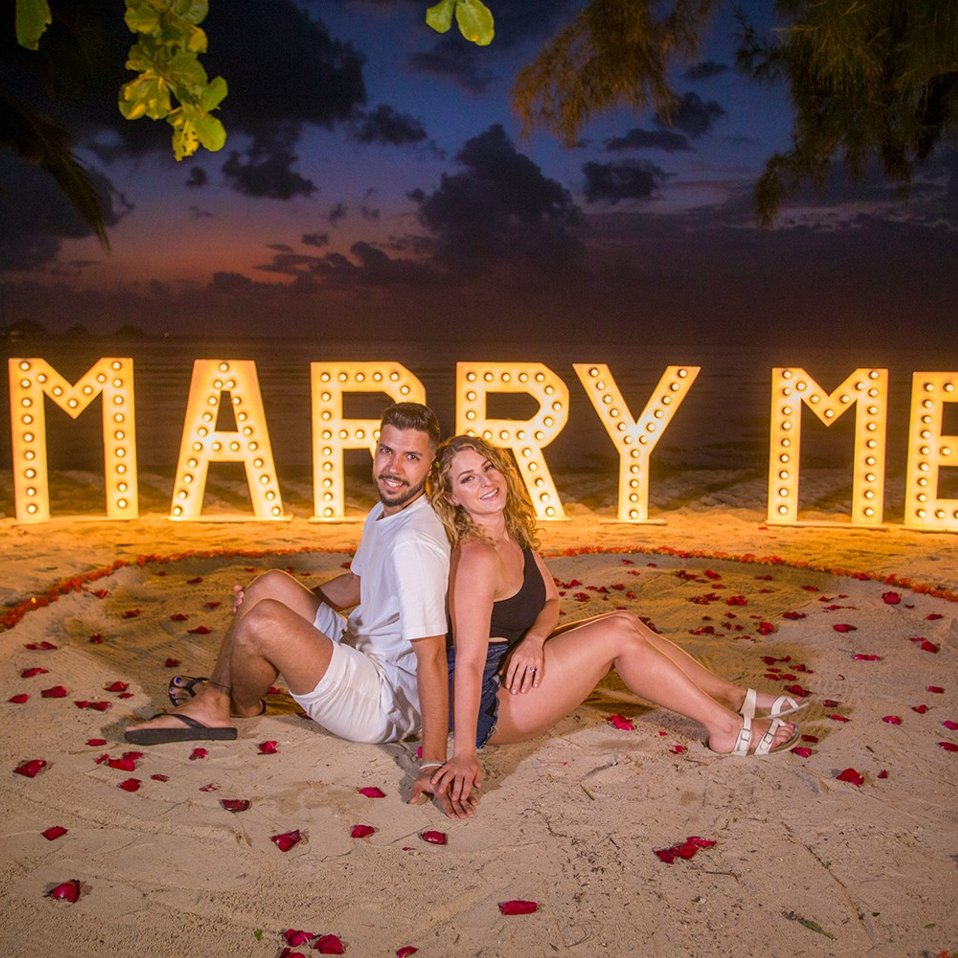 Photo. Romantic proposal on Koh Samui, Thailand