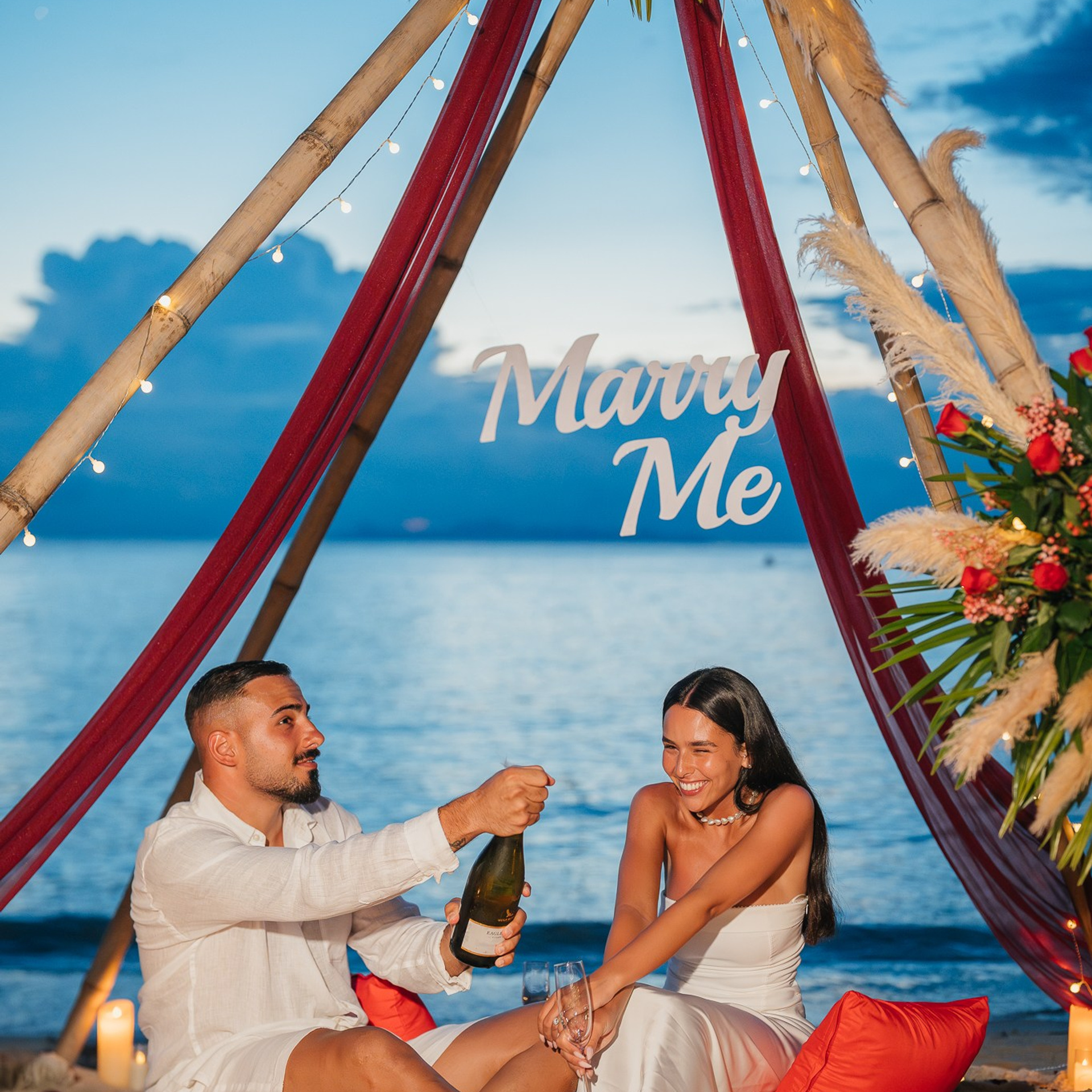 Photo. Romantic proposal on Koh Samui, Thailand