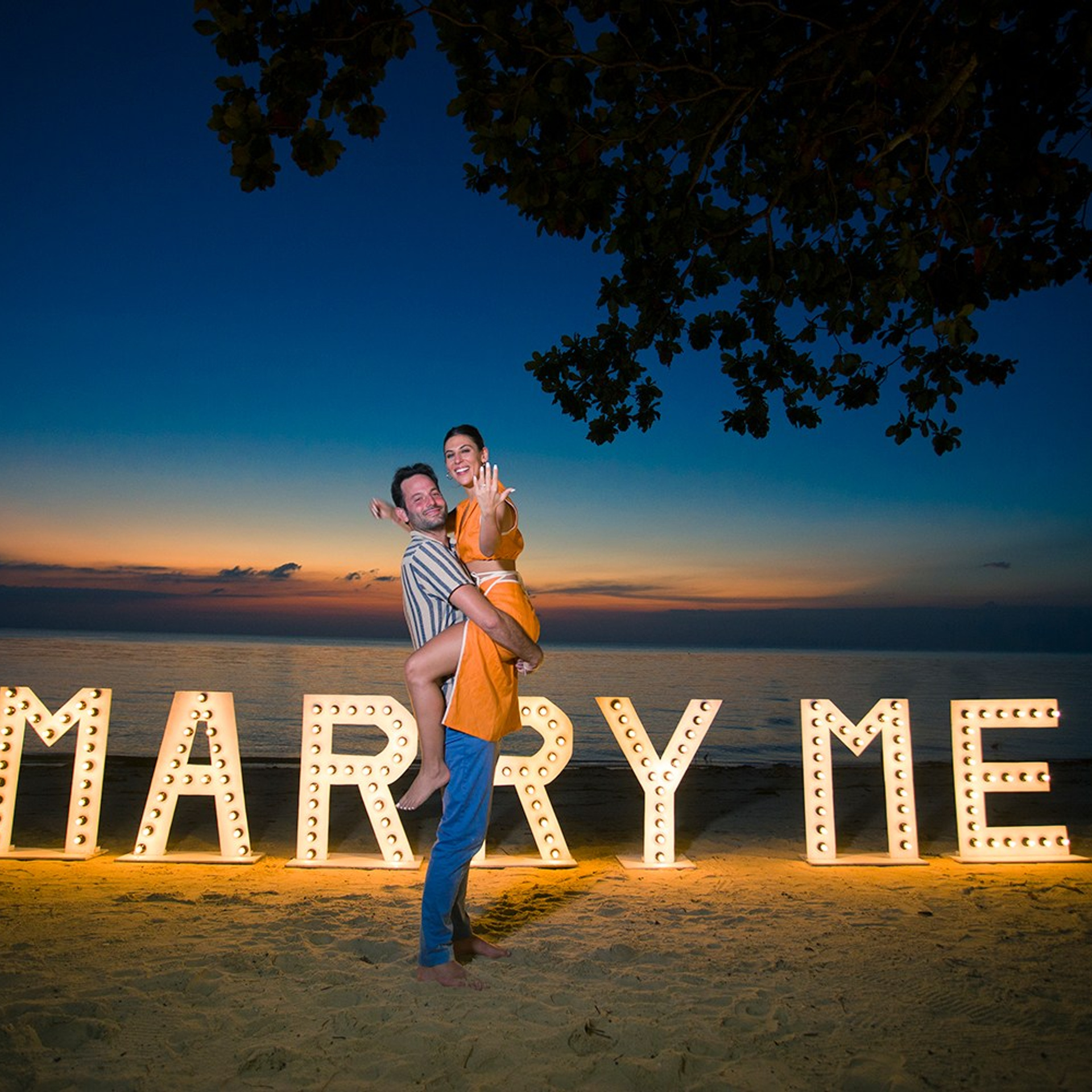 Photo. Romantic proposal on Koh Samui, Thailand