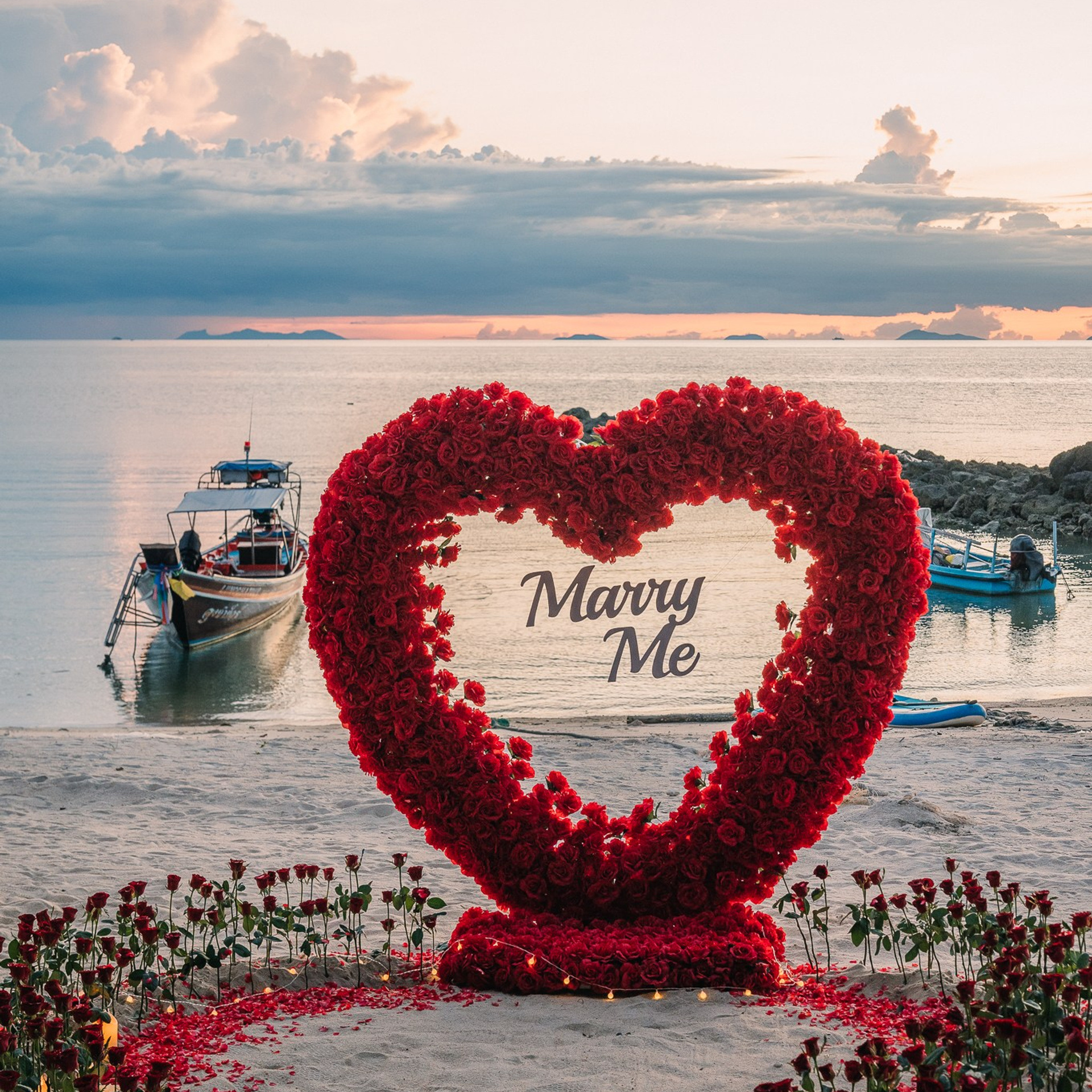 Photo. Romantic proposal on Koh Samui, Thailand