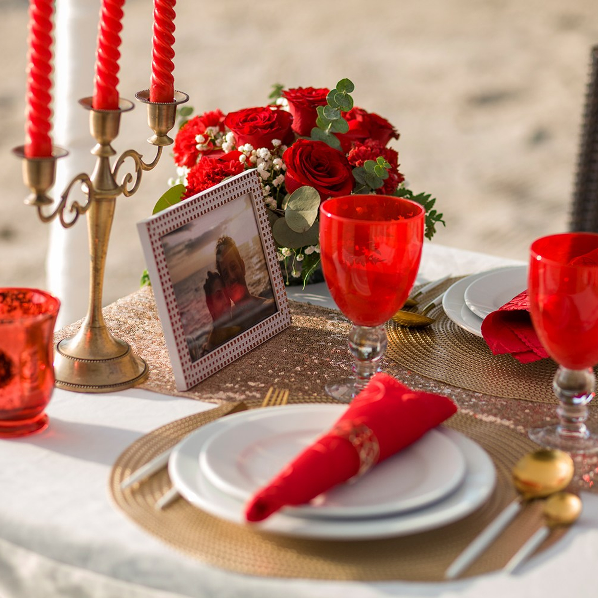 Photo. Romantic proposal on Koh Samui, Thailand