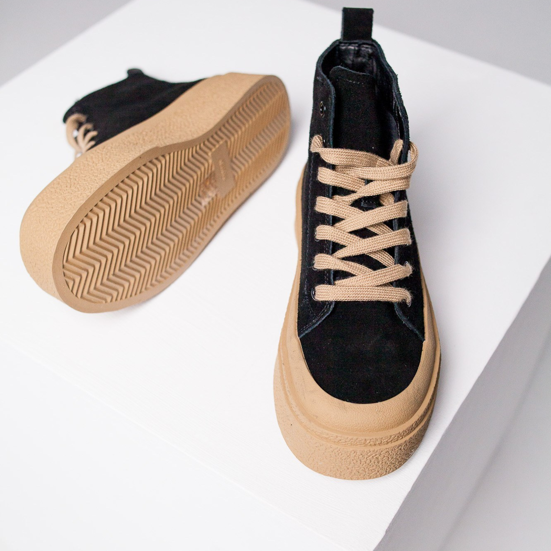 Контент съемка Обувь