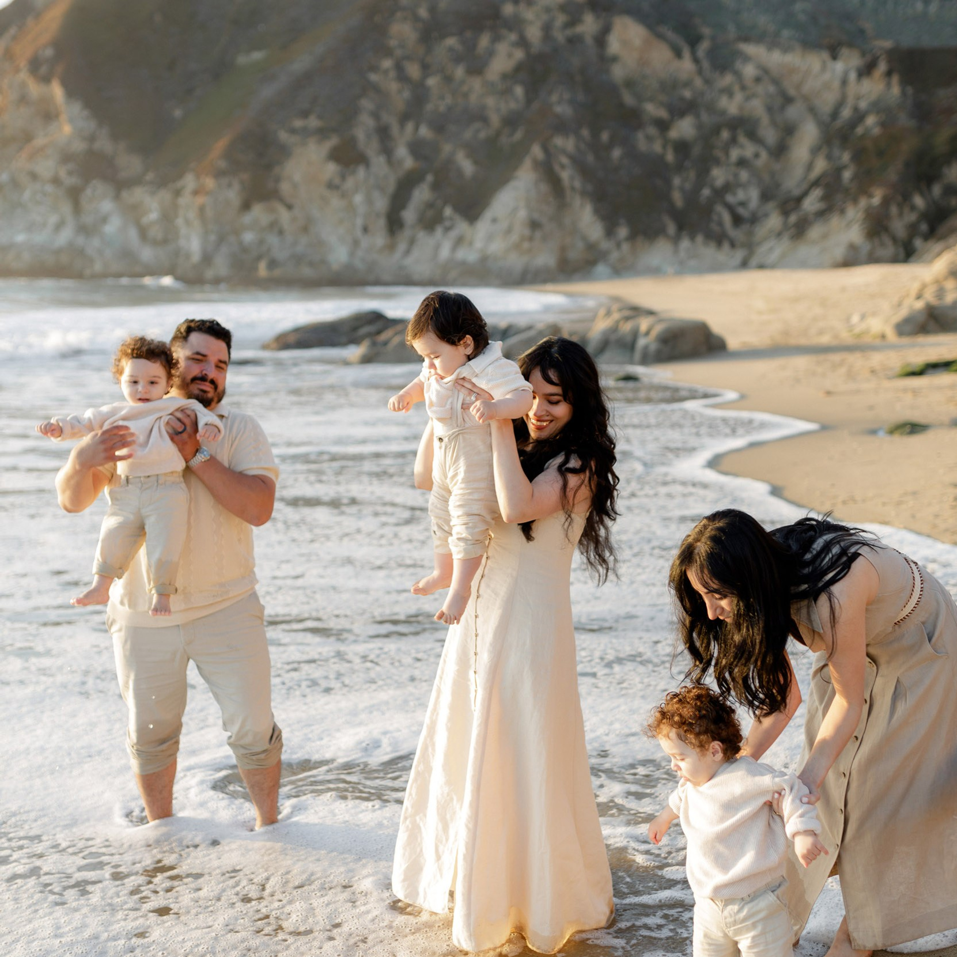 Extended Family Photo Session, Gray Whale Cove Beach
