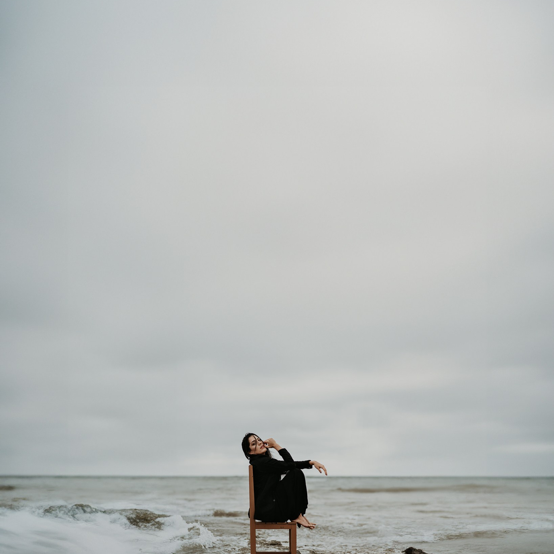 Mnoely — Ensaio externo — Pontal beach