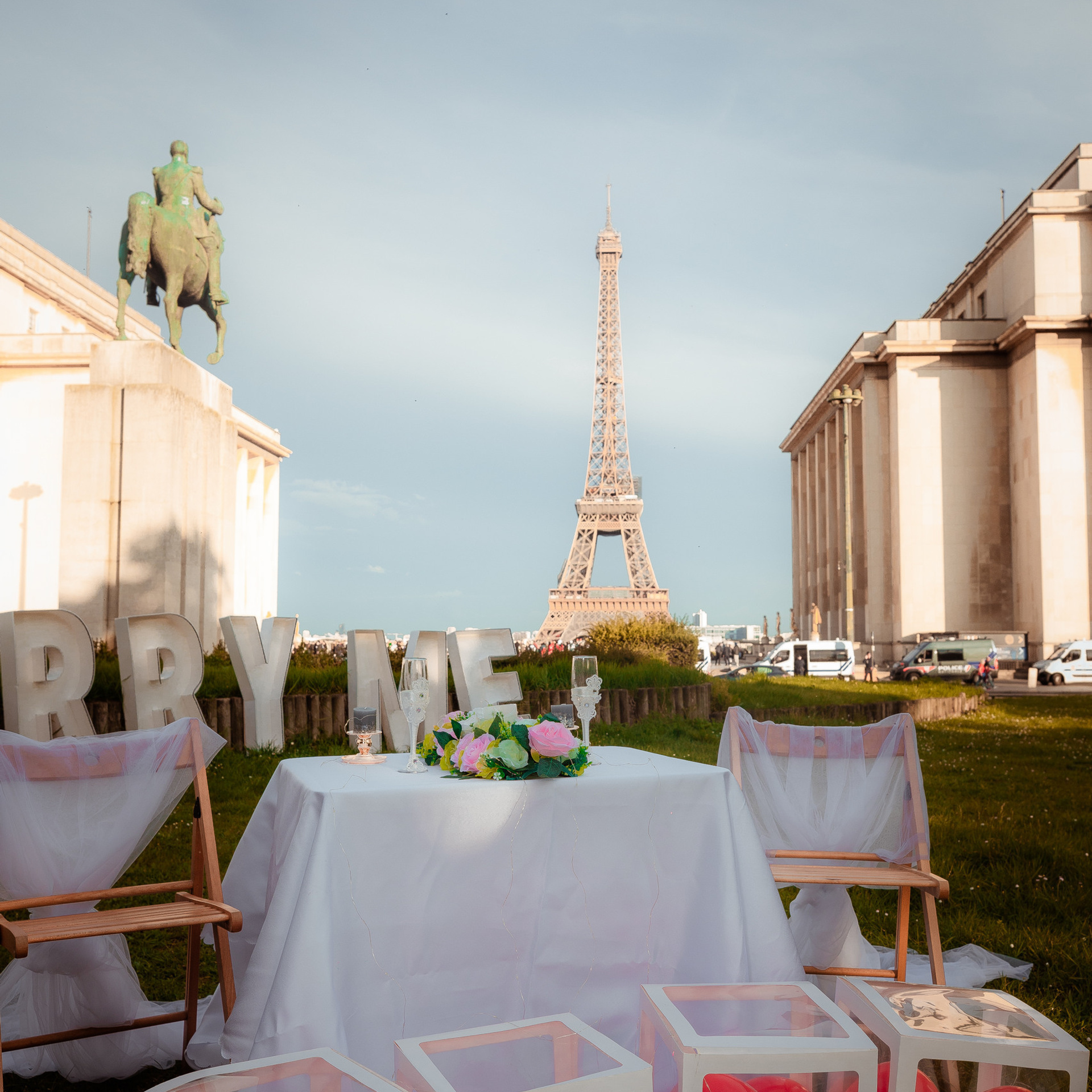 Recenzii. Burac Valeriu Photographer