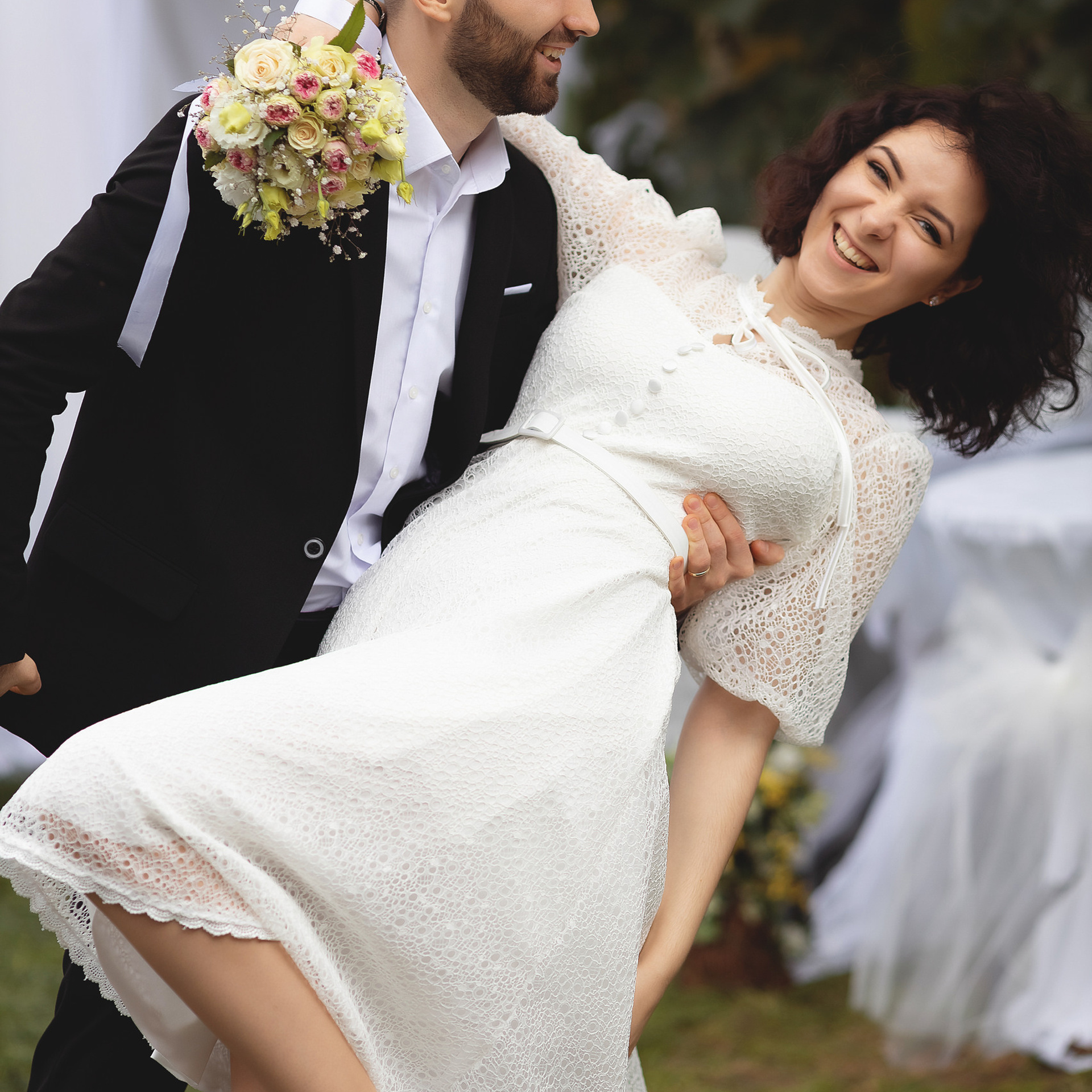 RECENZII. Fotograf de familie la Ungheni și Reggio-Emilia, Alessia Slivca