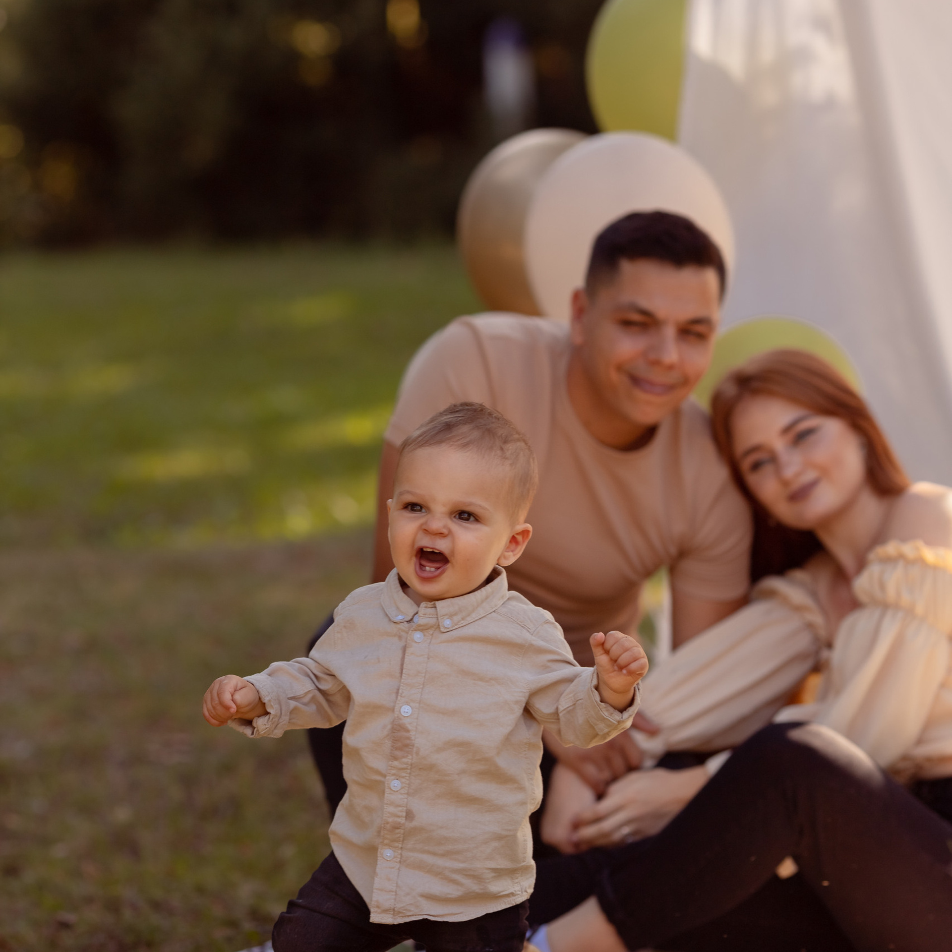 RECENZII. Fotograf de familie la Ungheni și Reggio-Emilia, Alessia Slivca
