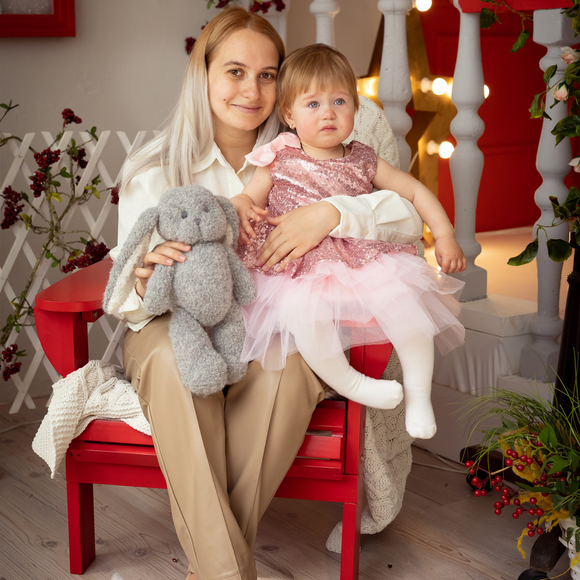 RECENZII. Fotograf de familie la Ungheni și Reggio-Emilia, Alessia Slivca