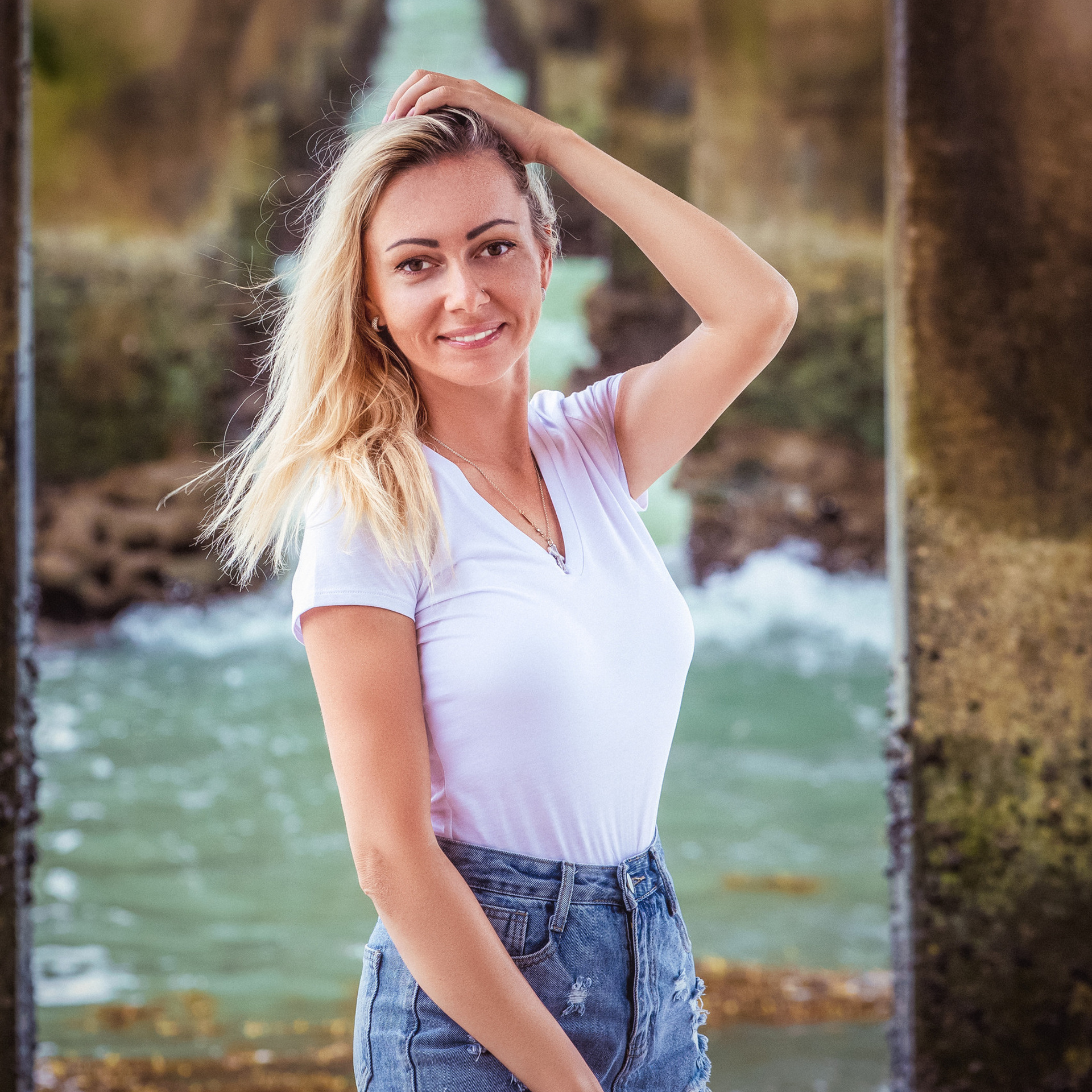 Reviews. Elena Kukhareva