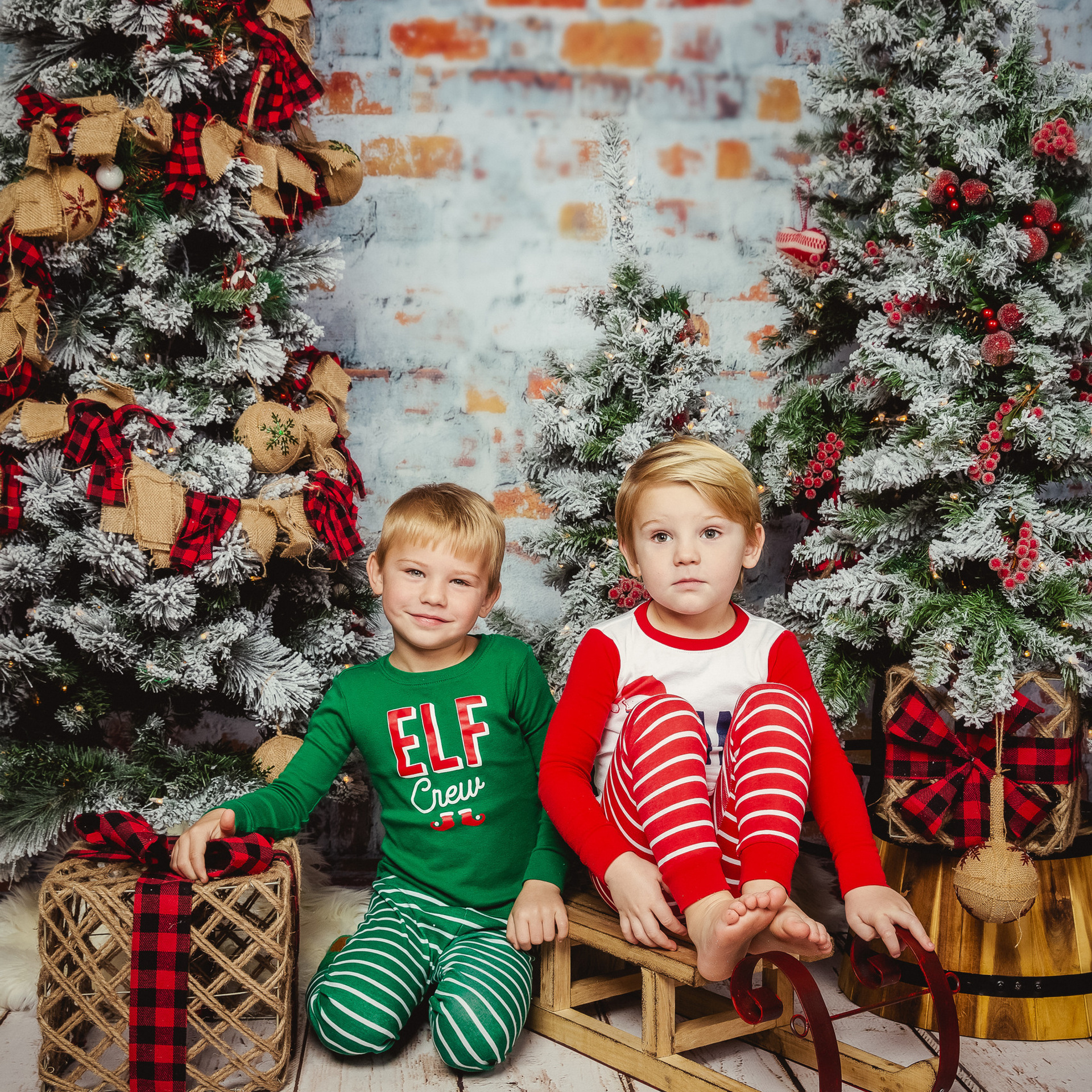 Reviews. Elena Kukhareva