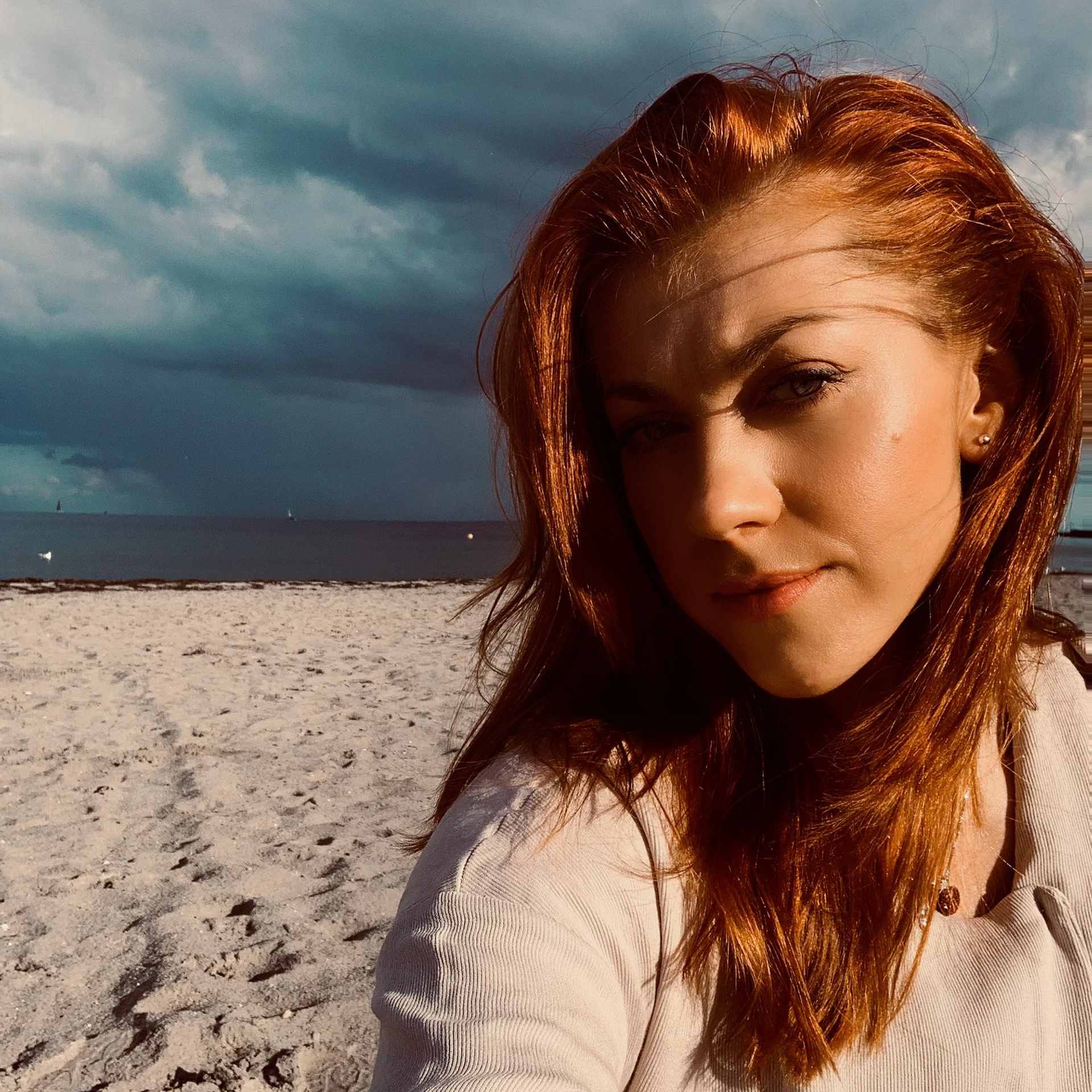 Reviews. Professional wedding photographer in Copenhagen, Denmark — Julia Byron