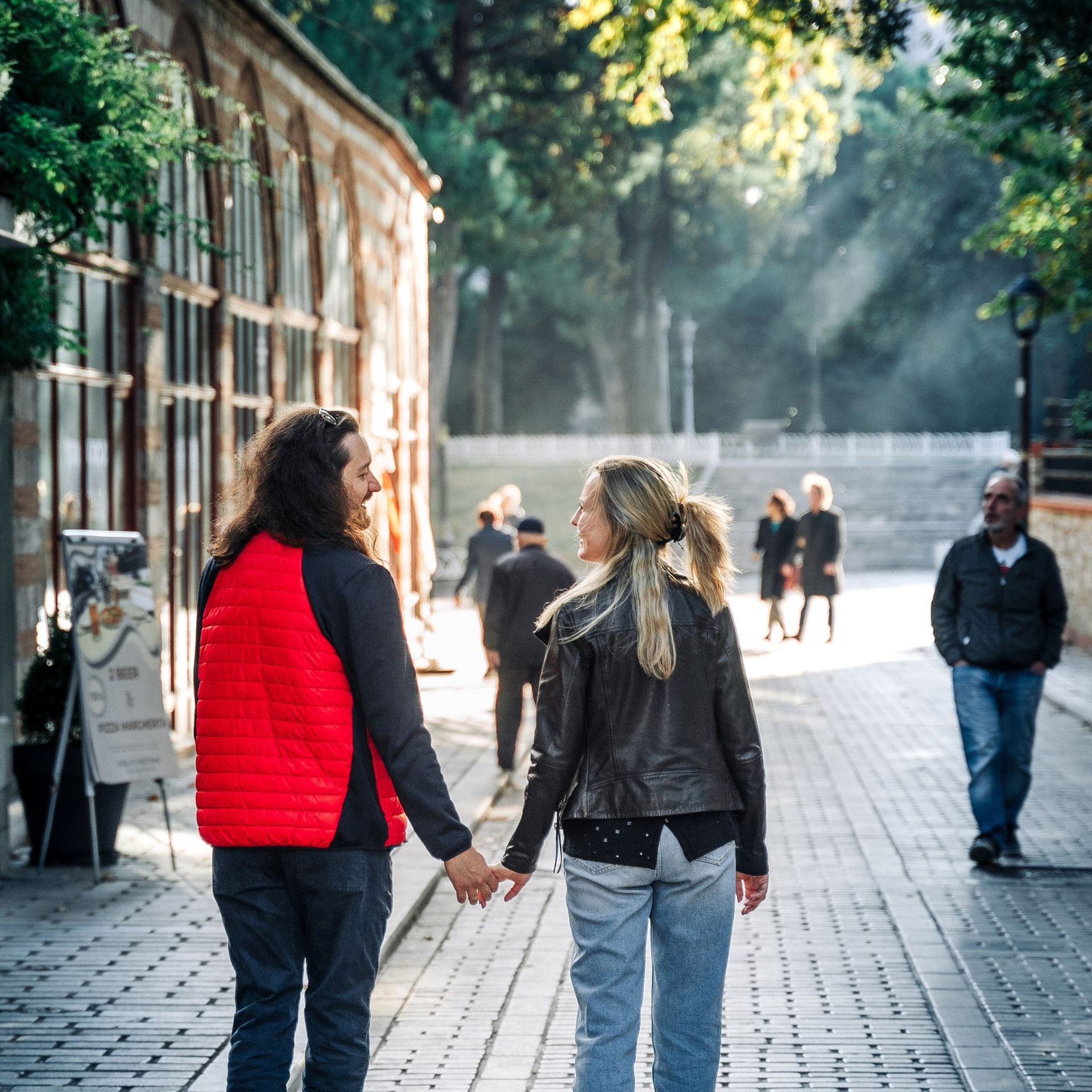 Фотосессия в Стамбуле. Фотограф в Стамбуле. Лайфстайл фотограф в Стамбуле Анатолий. Фотосессии на крышах с чайками