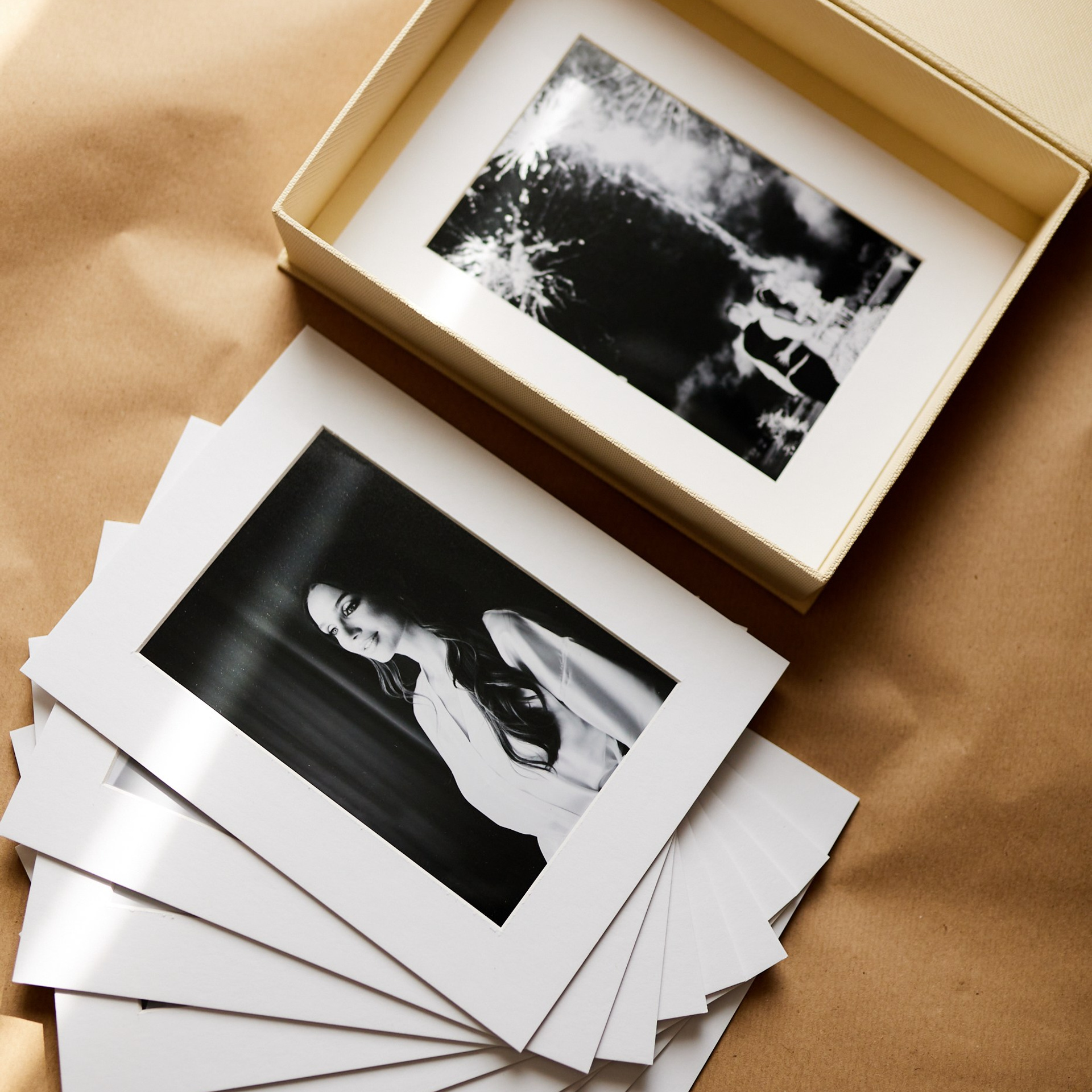 Contact. Switzerland-Austria-Croatia-Montenegro wedding photographer and videographer Yannia weddings