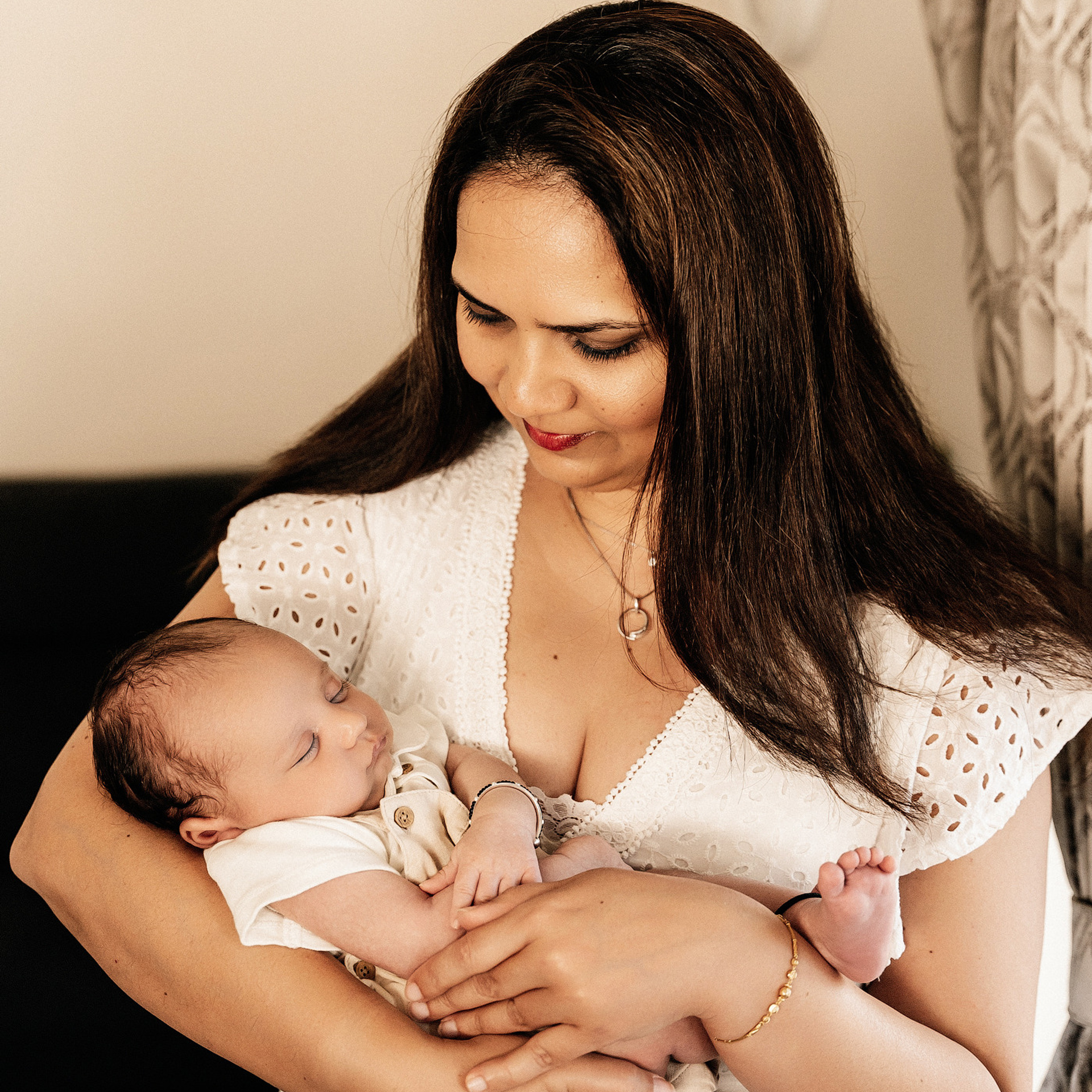 Feedback on your photo session. Newborn and family photographer. Hills District. Sydney