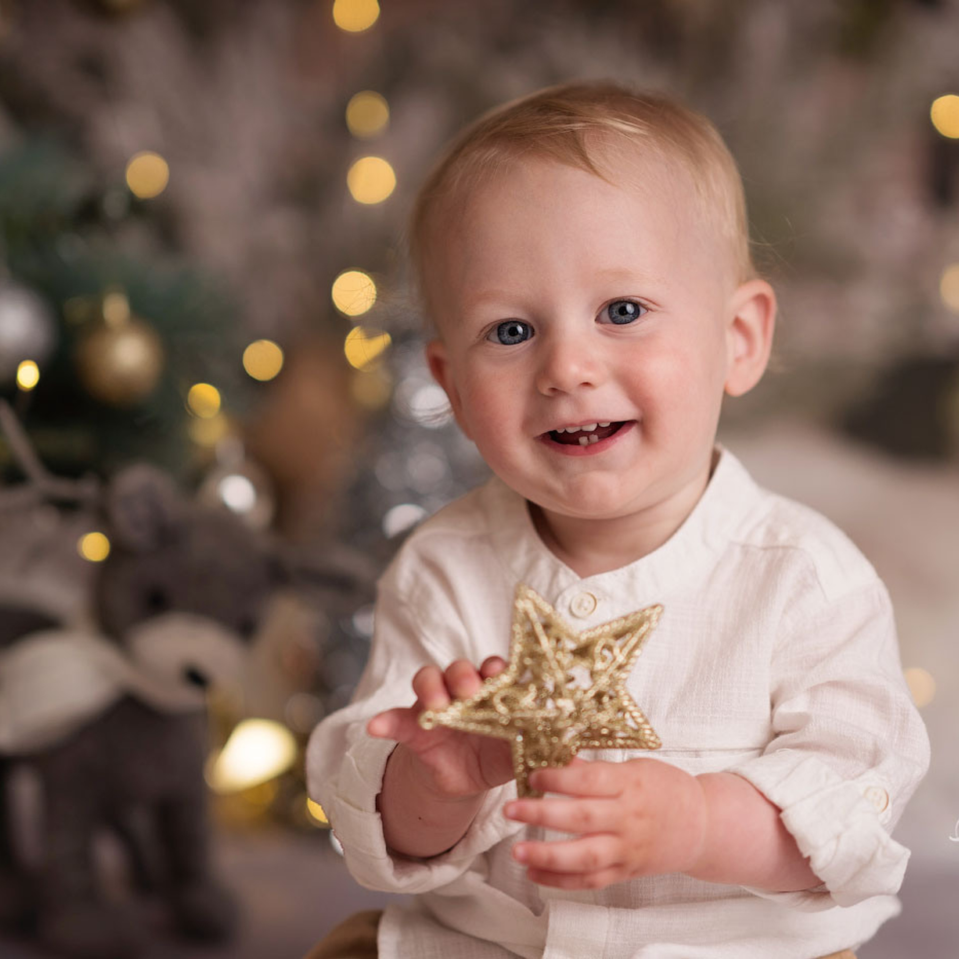 Mother’s Day SPECIAL. Newborn and family photographer. Hills District. Sydney