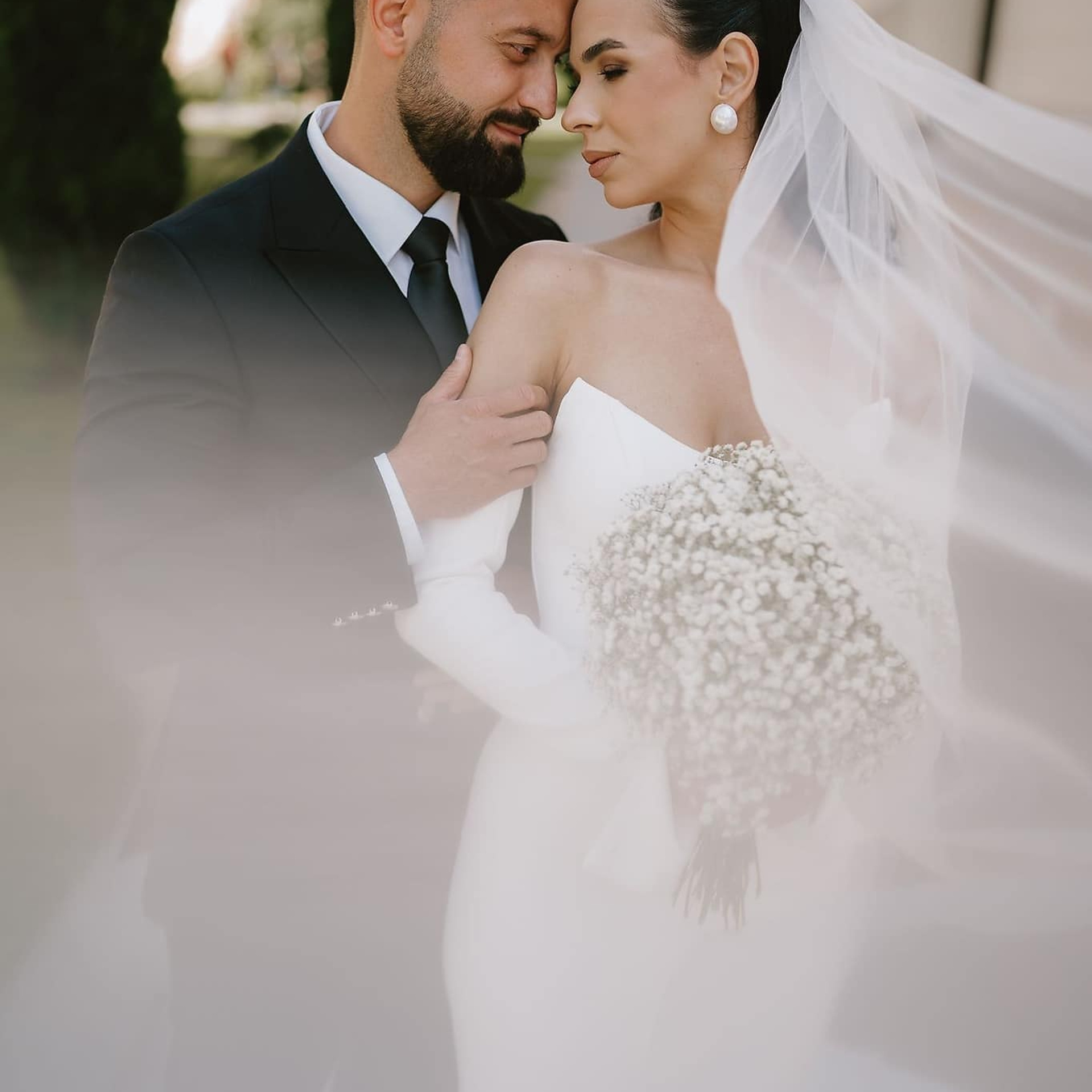 Wedding Photographer Reviews | Client Experience. Raul Petru Photographer