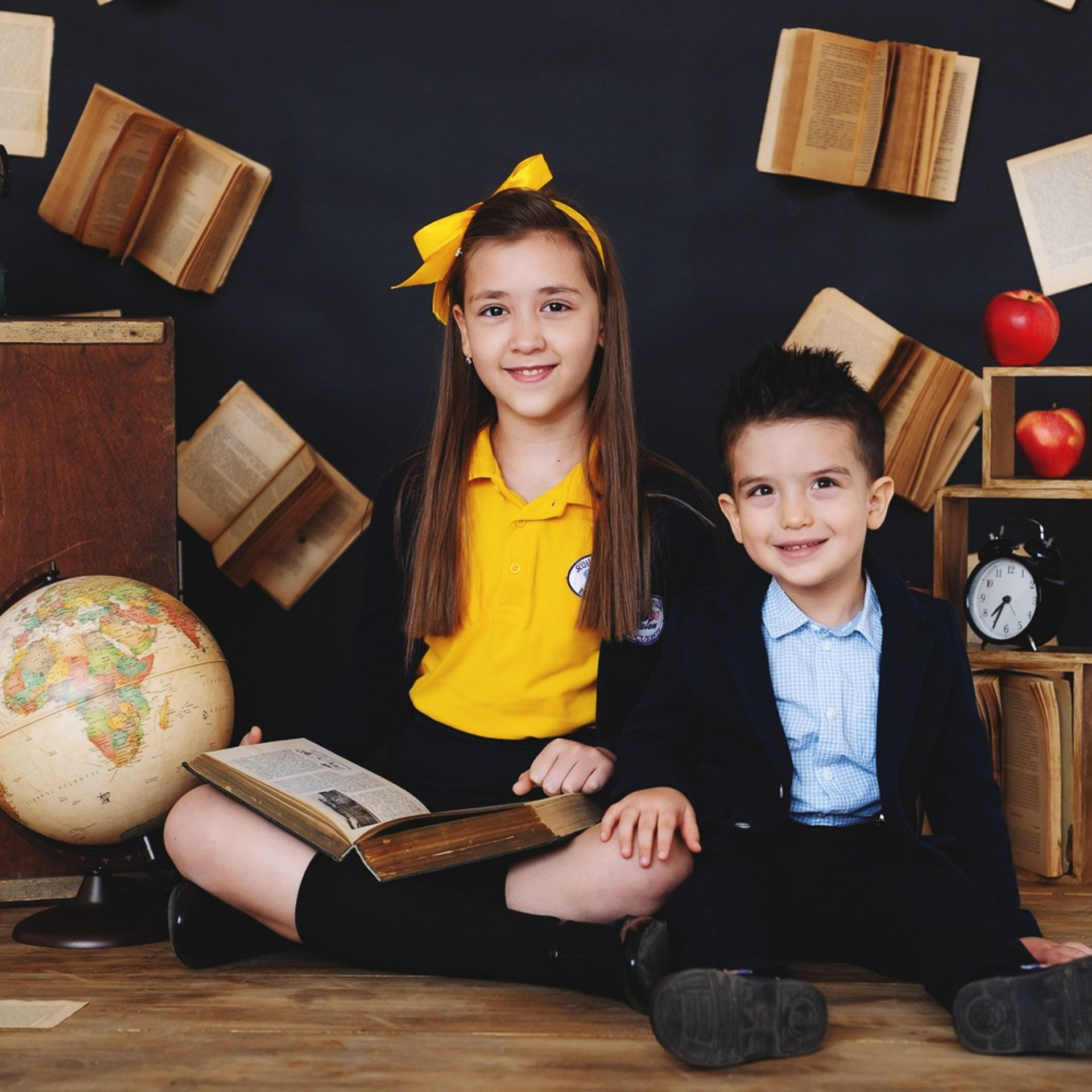 Maria & Tudor (back to School)