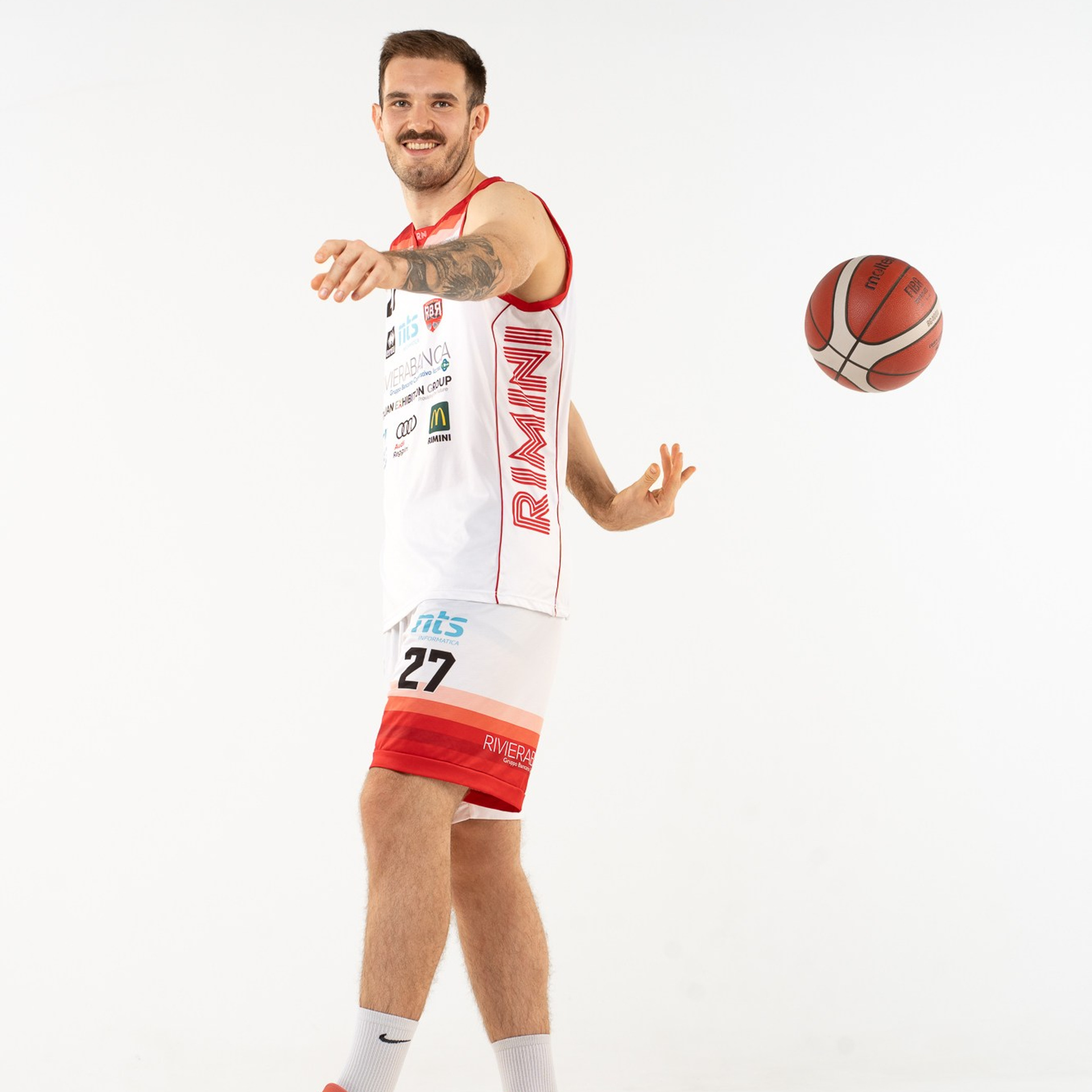 Aziende, Ristoranti e altro. Fotografo di famiglia, neonati, maternity, ritratti, matrimoni, cerimonie, Rimini