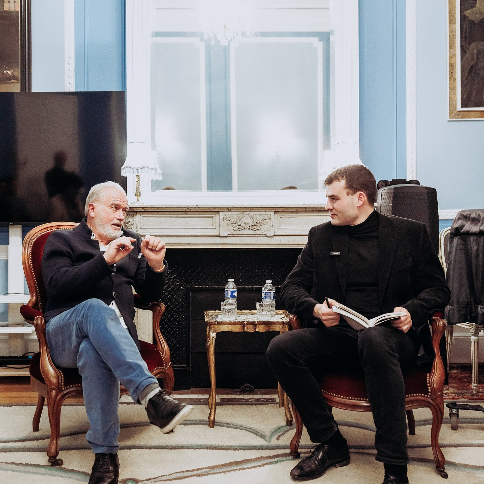 Michel Canesi à la présentation de son livre (éditions Plon). Photographe à Paris