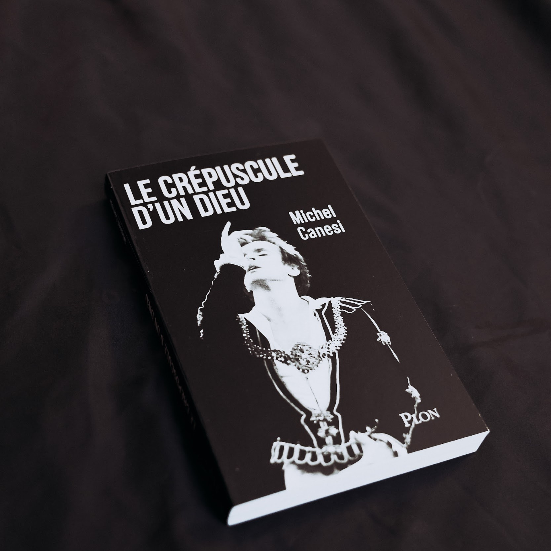 Michel Canesi à la présentation de son livre (éditions Plon). Photographe à Paris