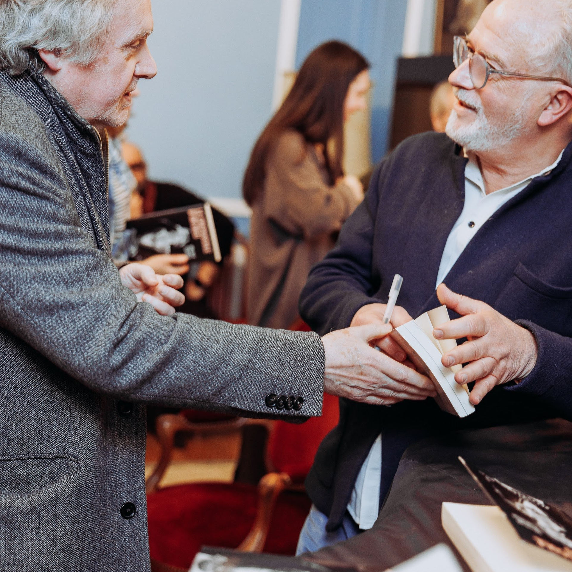Michel Canesi à la présentation de son livre (éditions Plon). Photographe à Paris