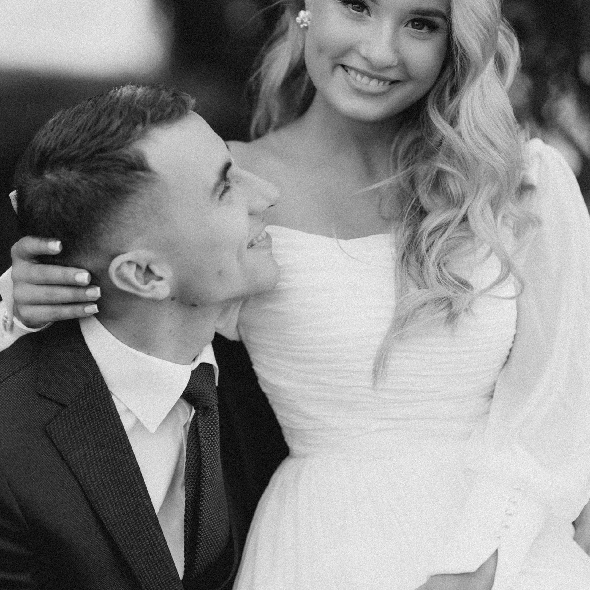 Atsiliepimai apie vestuvių filmuotoją Aną Tumanfilms. “Cinematic wedding films across Europe — for couples who want more than just a video”