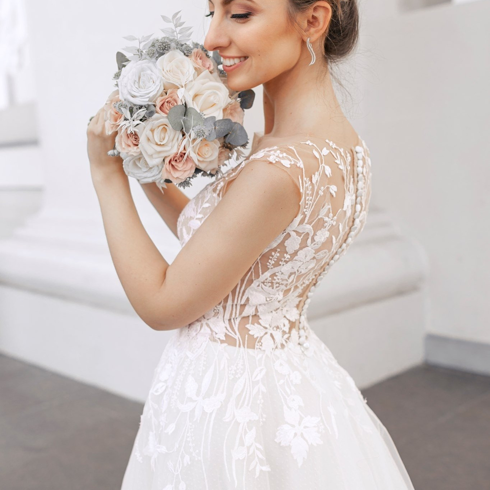 Atsiliepimai apie vestuvių filmuotoją Aną Tumanfilms. “Cinematic wedding films across Europe — for couples who want more than just a video”