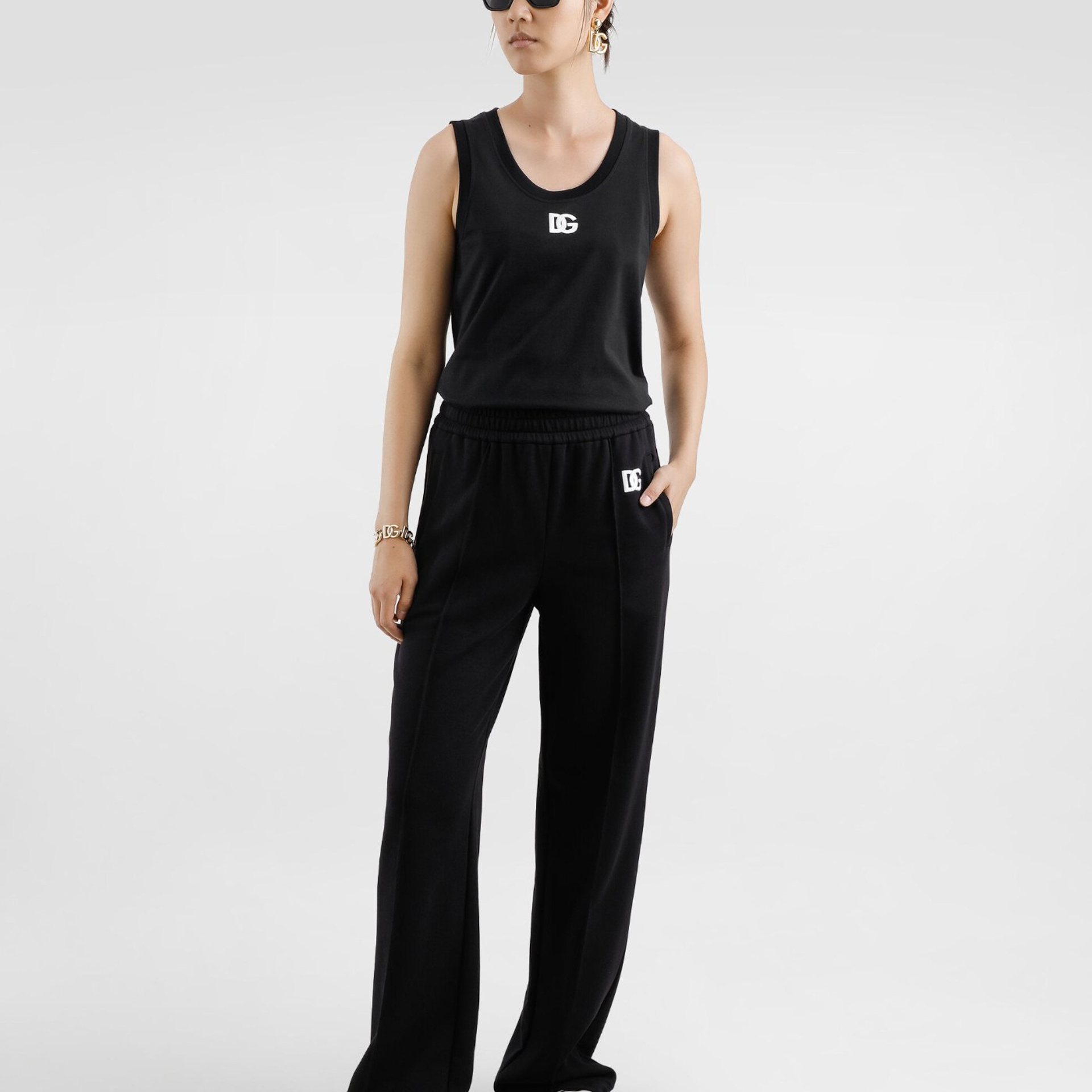 Гардеробні варіанти для дівчат. Serhii Storozhuk