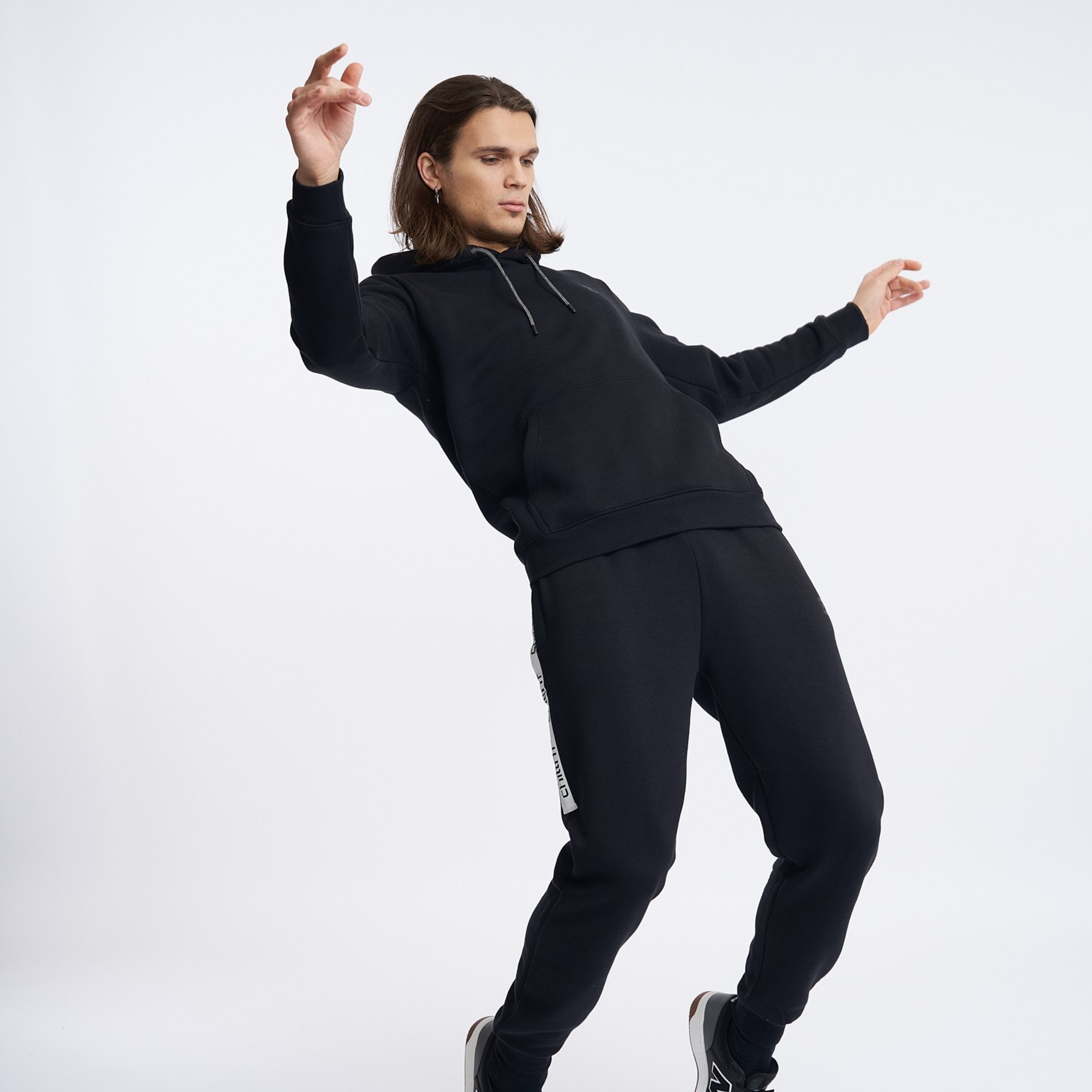 CHILLFIT — laisvalaikio drabužiai