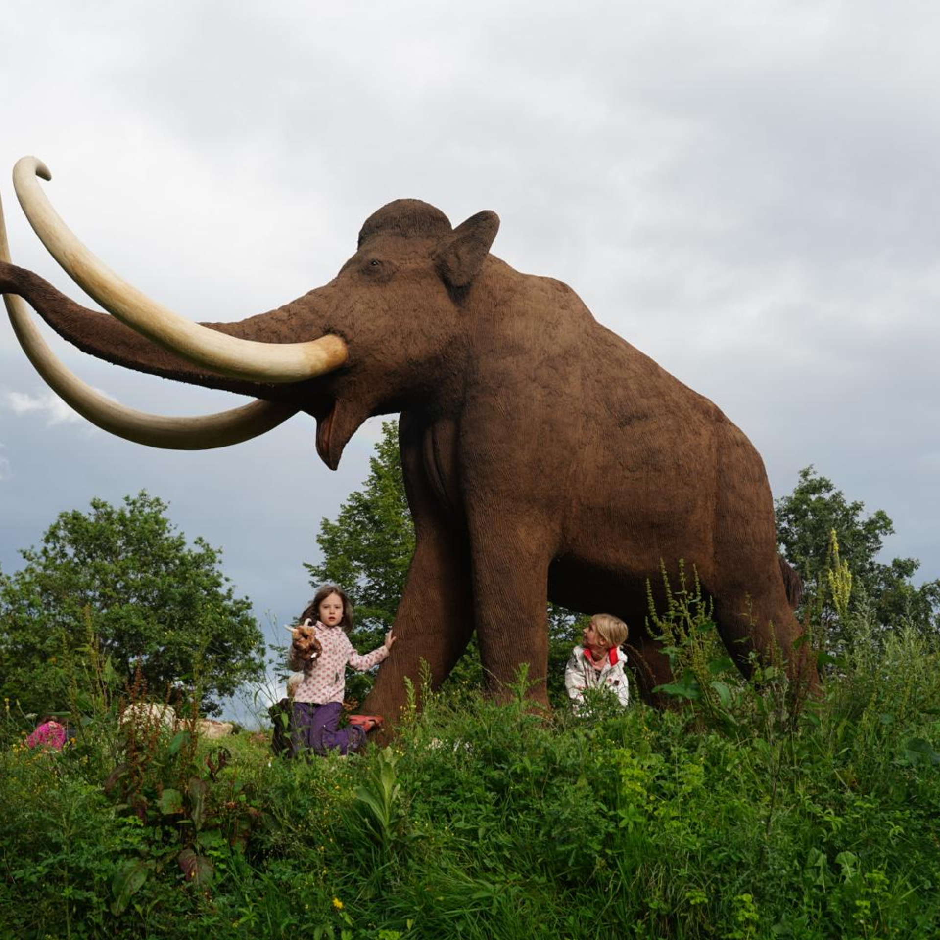 Артклассы детские. Семейные лагеря в Европе с Ниной Янечковой и Ириной Зиновьевой