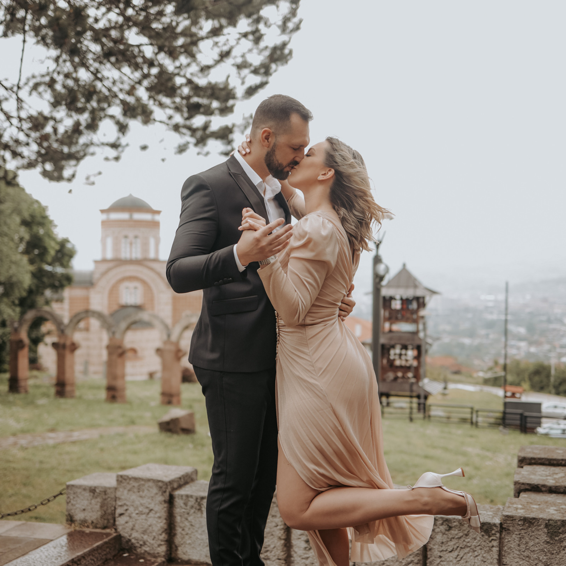 Customer Satisfaction. Family and Wedding Photographer