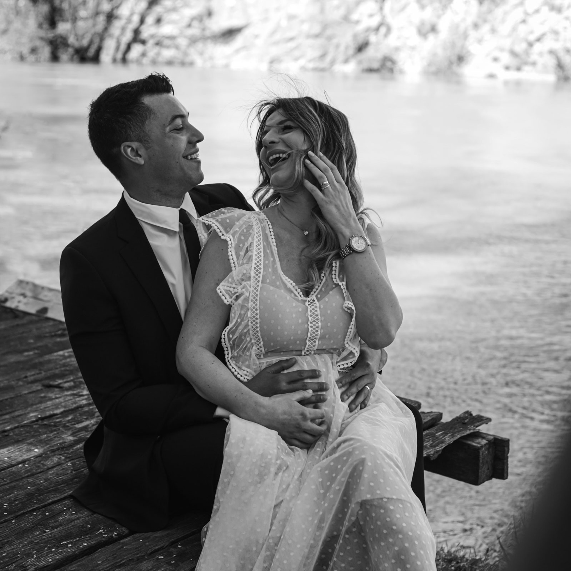 Customer Satisfaction. Family and Wedding Photographer