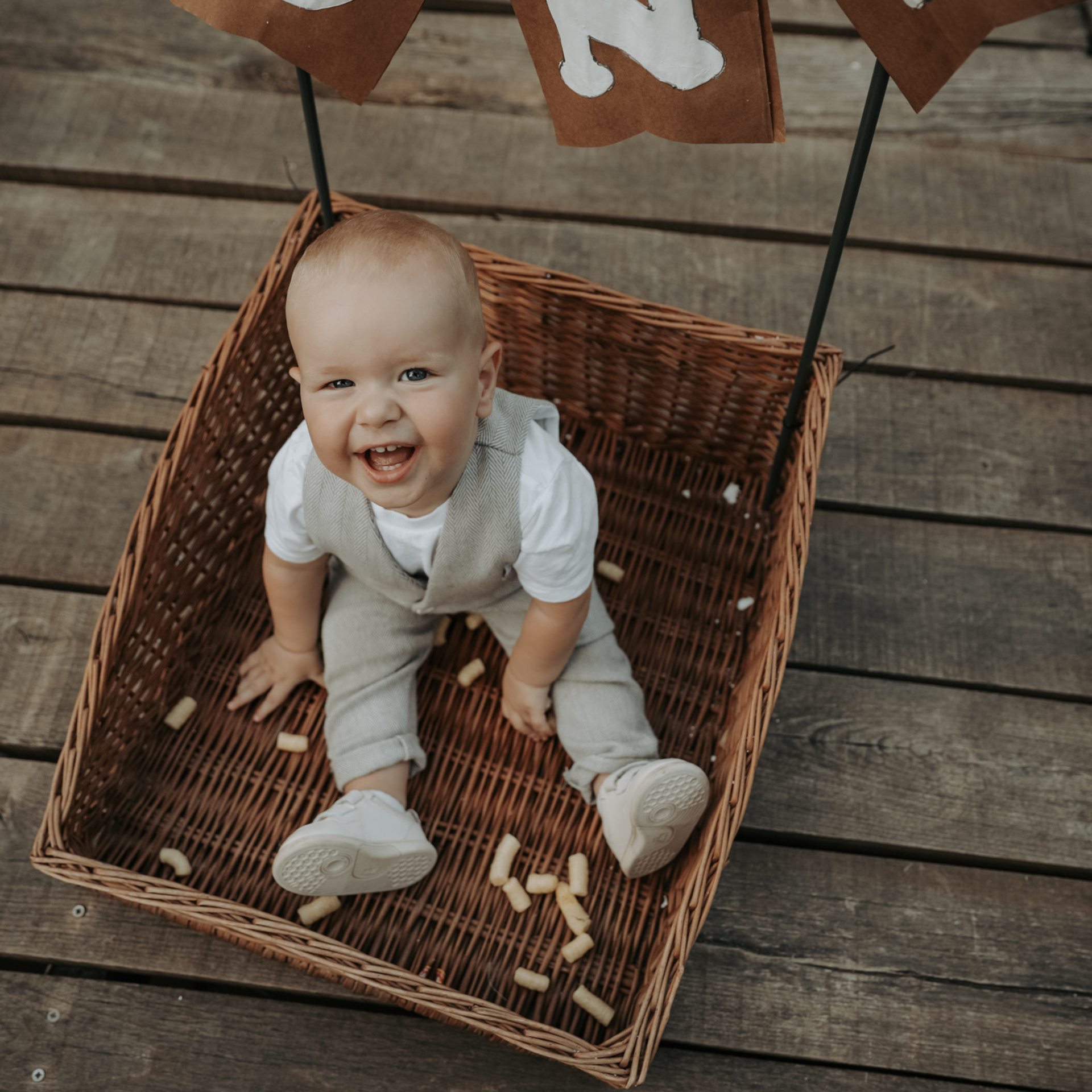 Customer Satisfaction. Family and Wedding Photographer