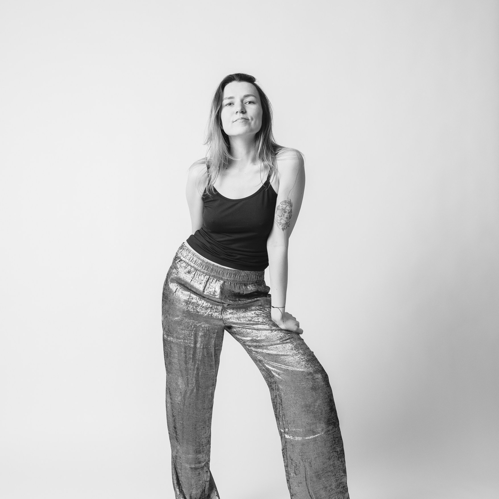 Фотостудия Моменты в Белграде   | Фотостудия с зеркалом без фотографа. Моменты. Фотостудия в самом сердце Белграда