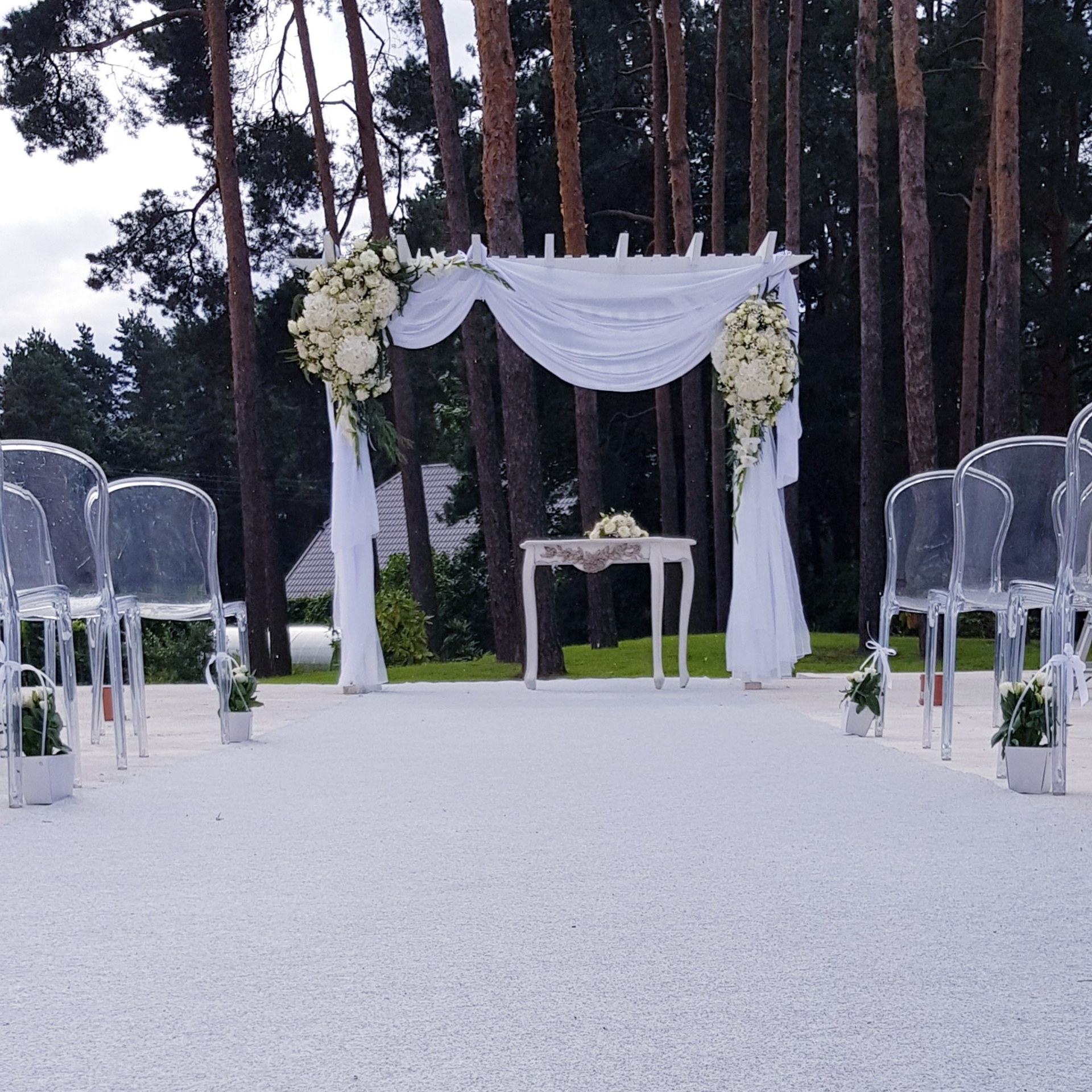 Līgavas pušķis Букет невесты свадебная церемония арка из живых цветов оформление арки выездная церемония штатив с цветами Laulīby reģestrācija kāzu Arka arka ar dzīviem ziediem