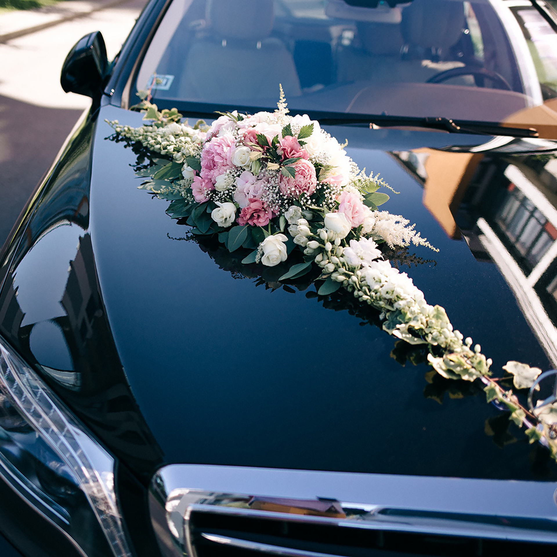 Оформление свадебной машины
Оформление свадебного авто
Декор на машину
Композиция на машину
Mašīna dekors
Kāzu auto