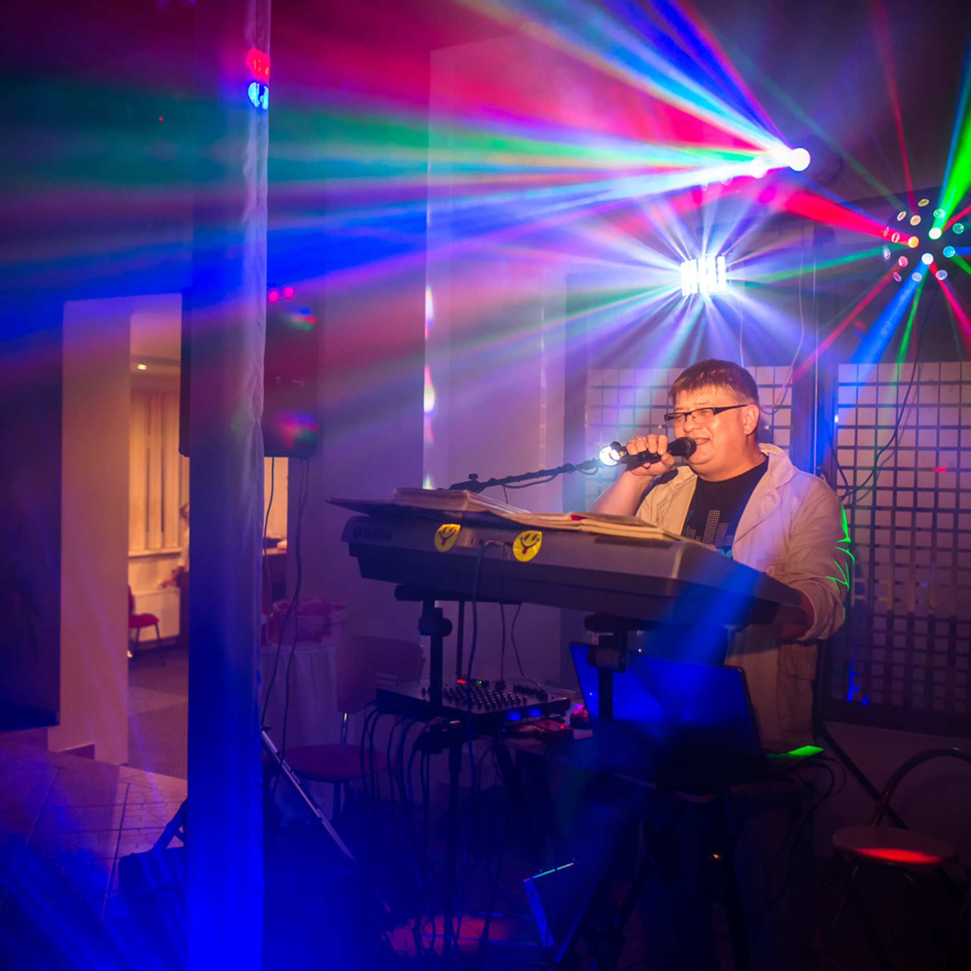 Atsauksmes. Fotogrāfs Romualds Rubenis un Artemijs Stašāns