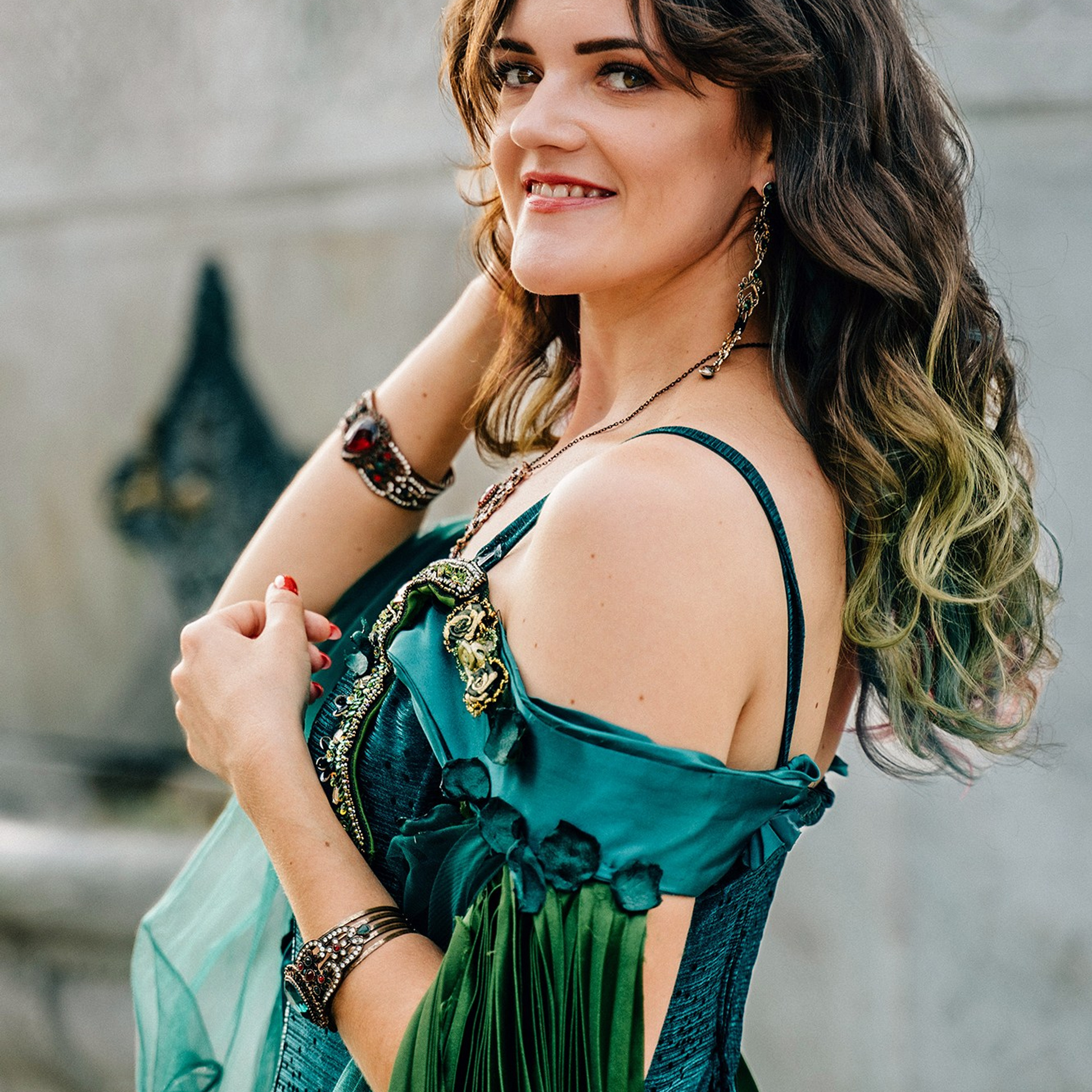 Фотосессия в Стамбуле. Фотограф в Стамбуле. Лайфстайл фотограф в Стамбуле Анатолий. Фотосессии на крышах с чайками