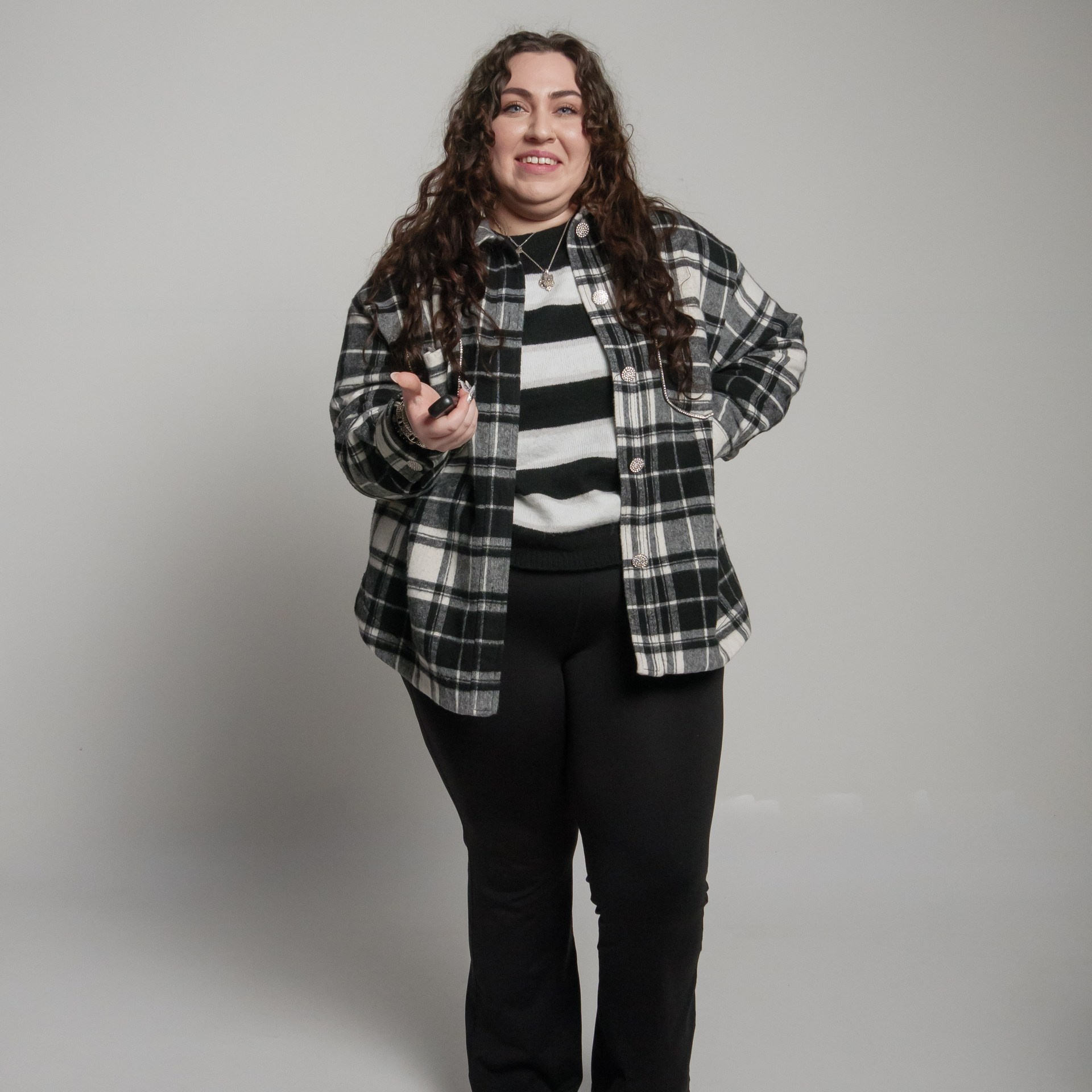 გამოხმაურება. ავტოპორტრეტის სტუდია თბილისში