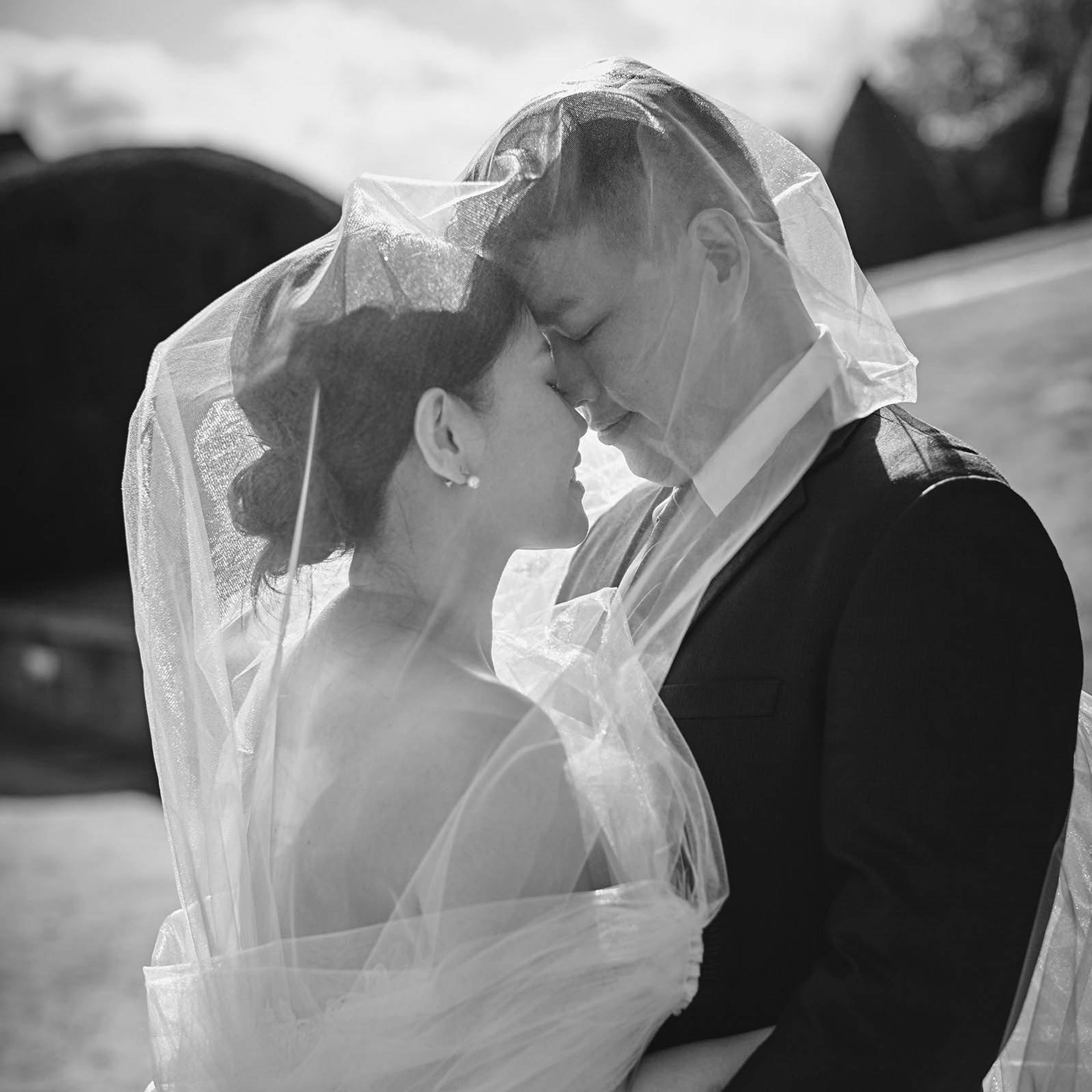 Vrtba Garden Wedding Photography: Prague’s Most Romantic Baroque Garden Venue