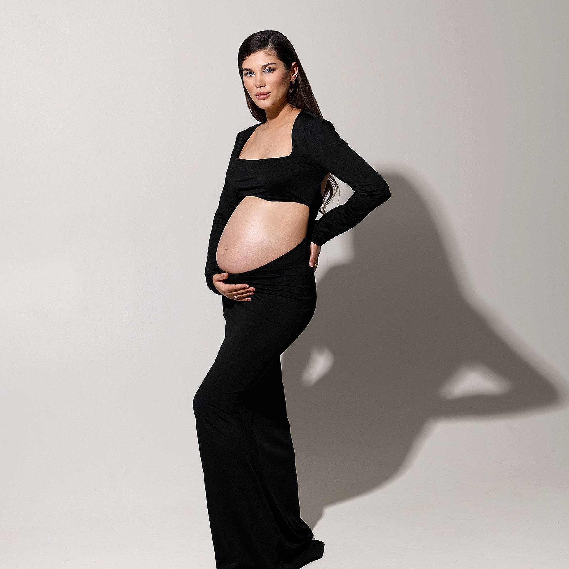  Сукня з вирізом. Розмір: S-M