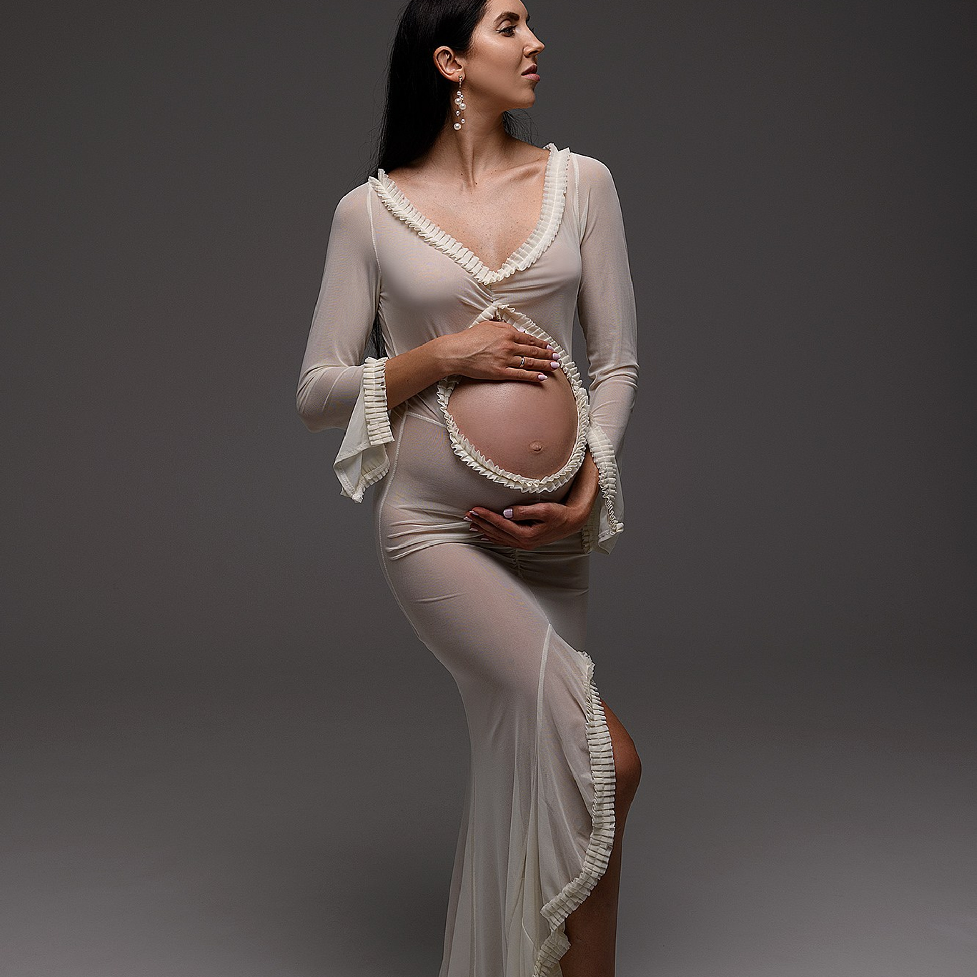 Молочна прозора сукня з вирізом під животик. Розмір: S-M