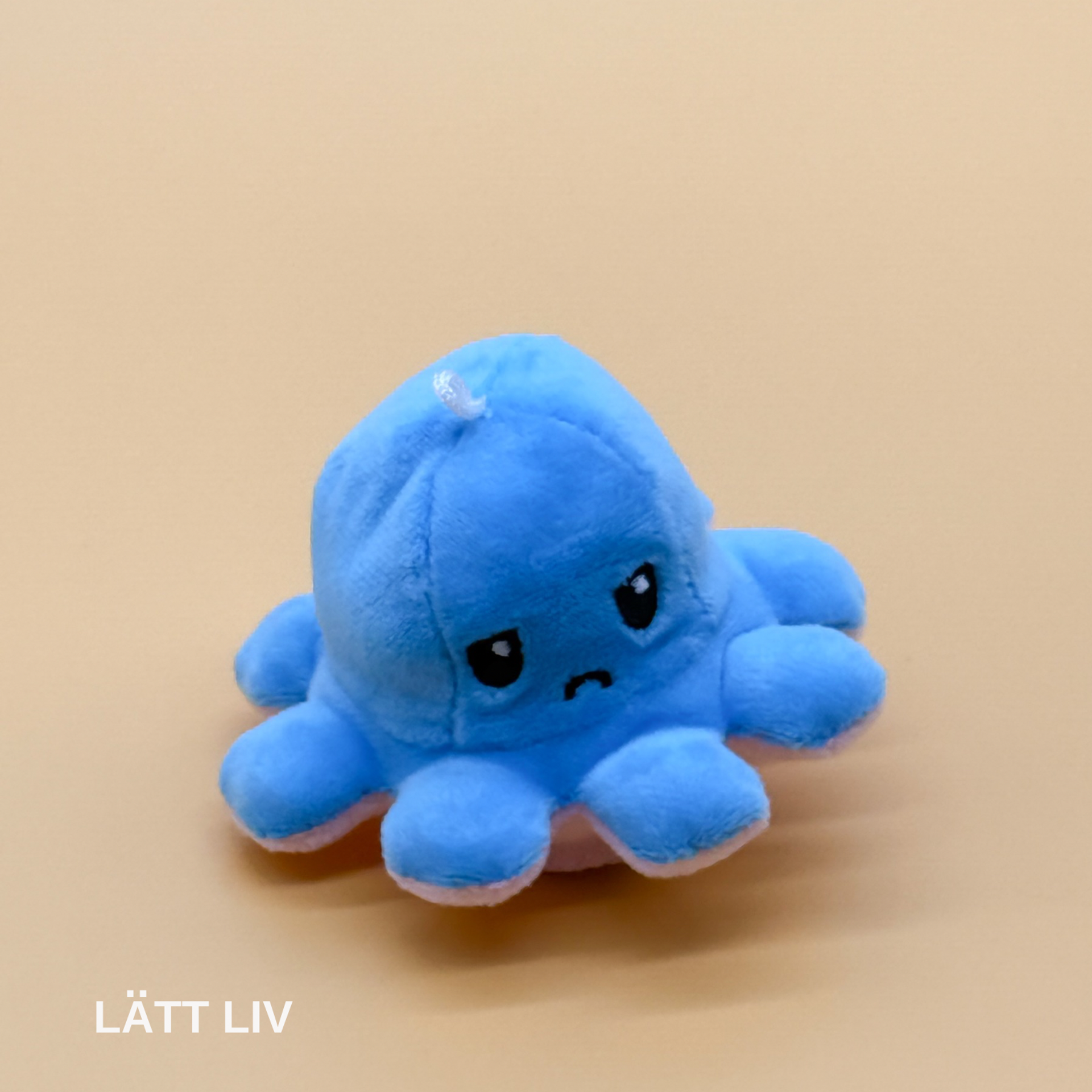 Брелки и резинки. LÄTT LIV