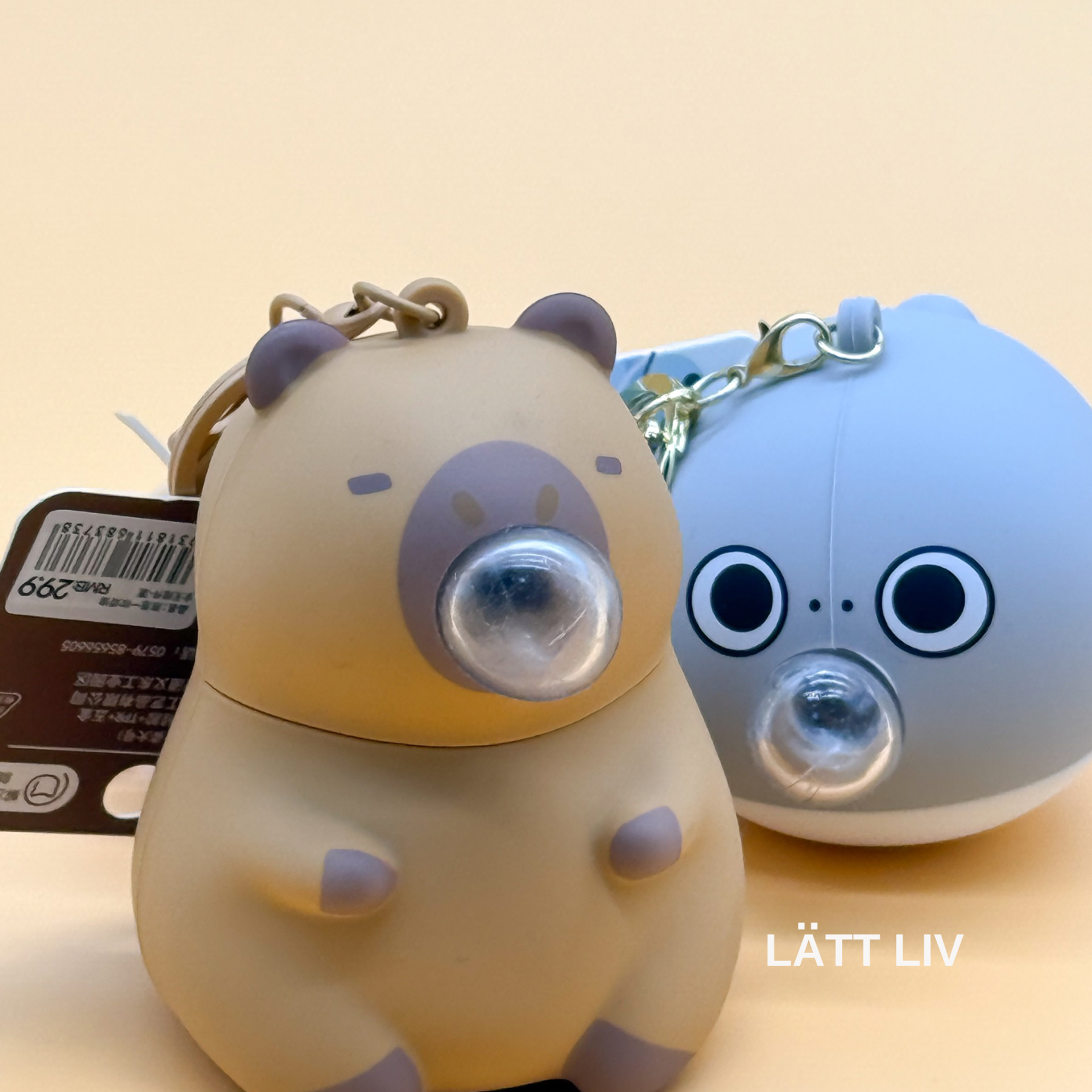 Брелки и резинки. LÄTT LIV