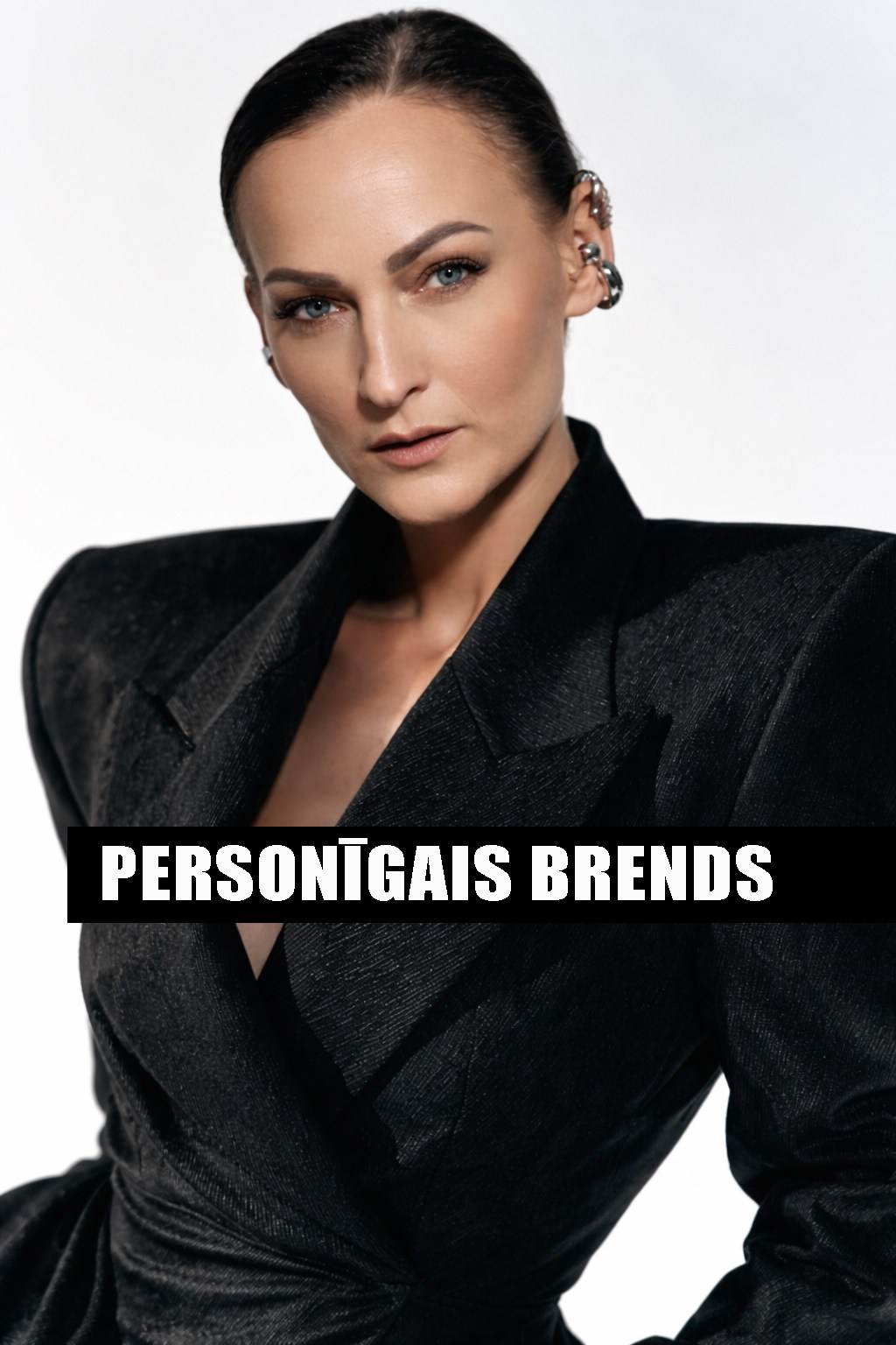 PERSONĪGĀ BRENDA SPĒKS. Sieviešu fotogrāfe Nadja Kraukle