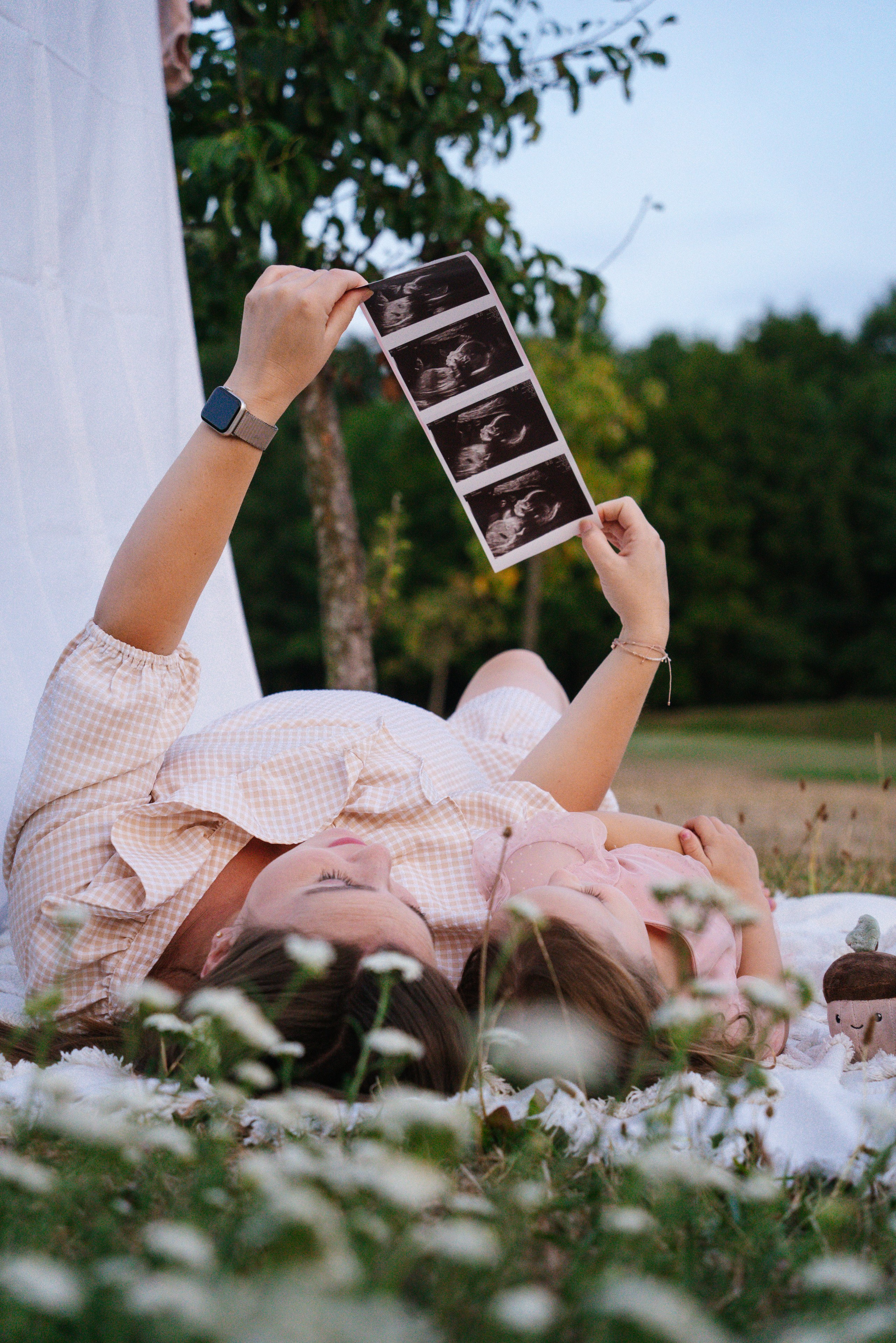Těhotenské. Jana Holubová | Svatební, párová a rodinná fotografka v Praze