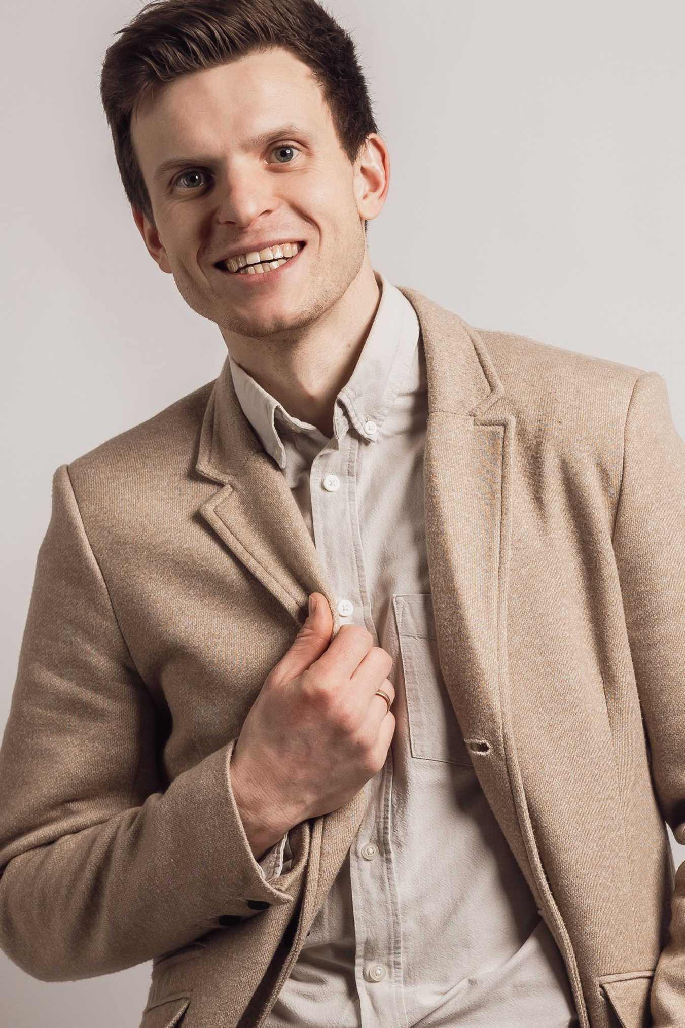 Kontaktai. Savas vestuvių fotografas