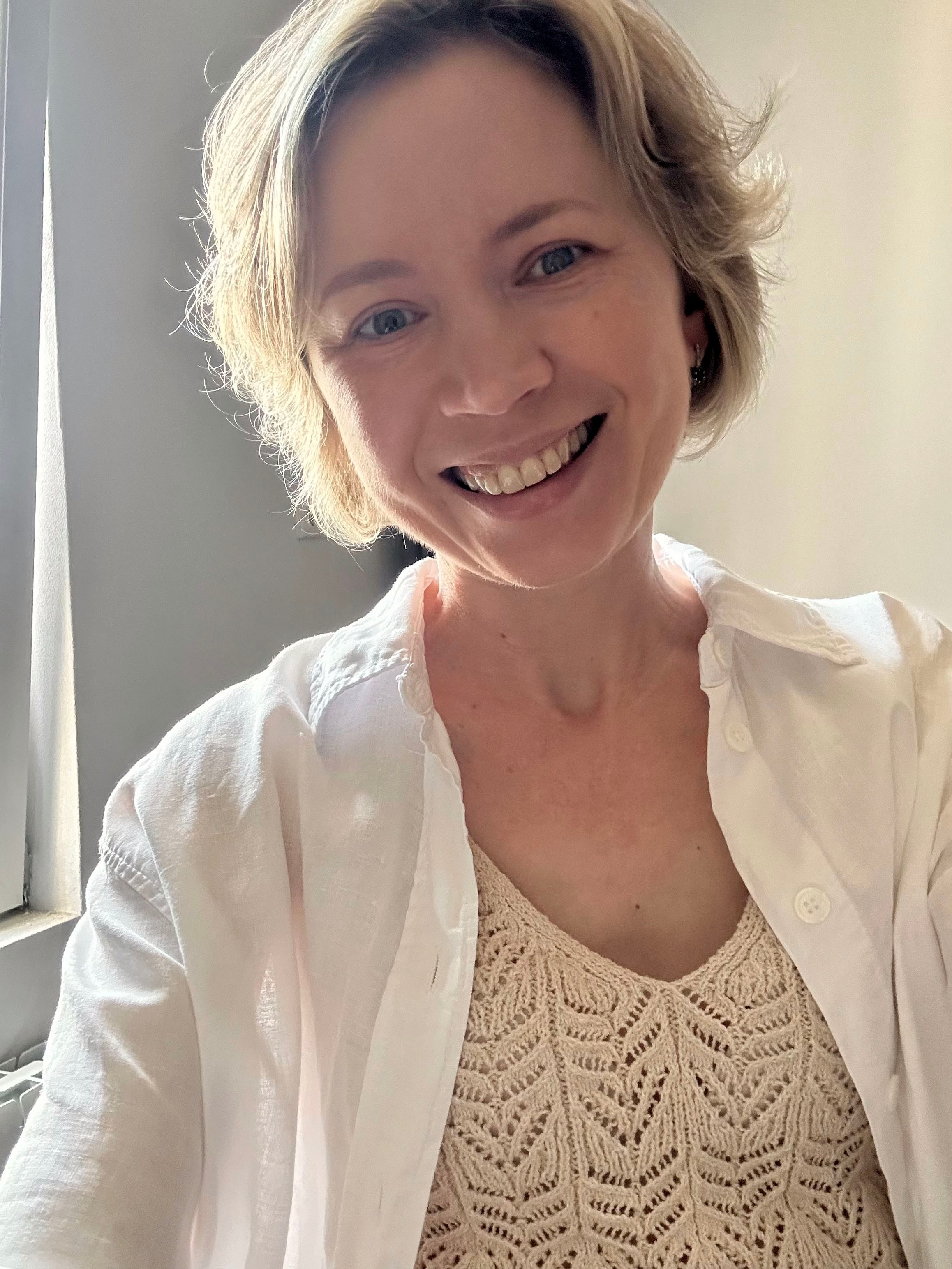 Biography. SOFIA ZGORDAN | VISUAL ARTIST